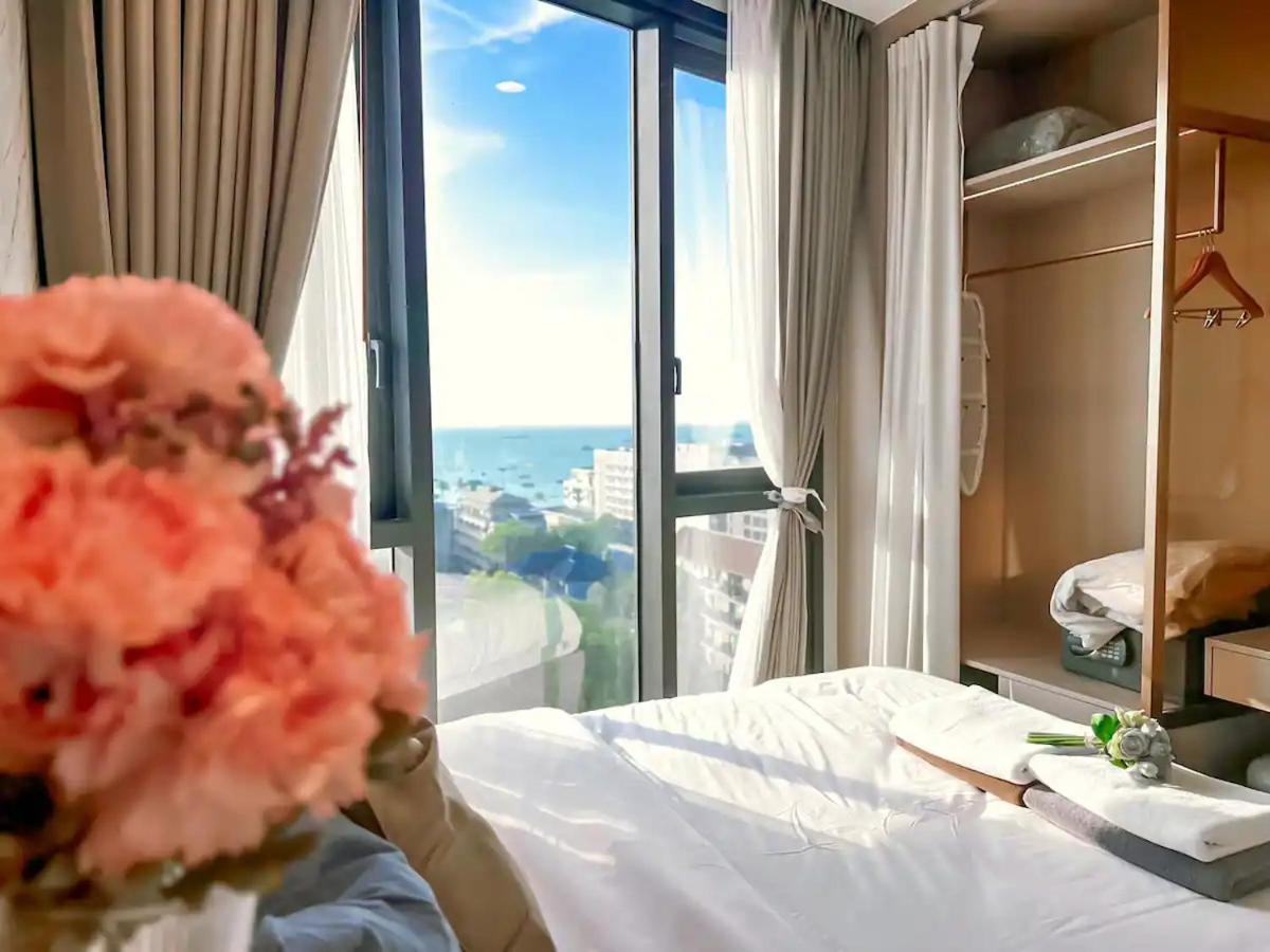 Apartment Newest!& Rare 2bdrms Ocean Facing Balcony #ef23914 Pattaya
