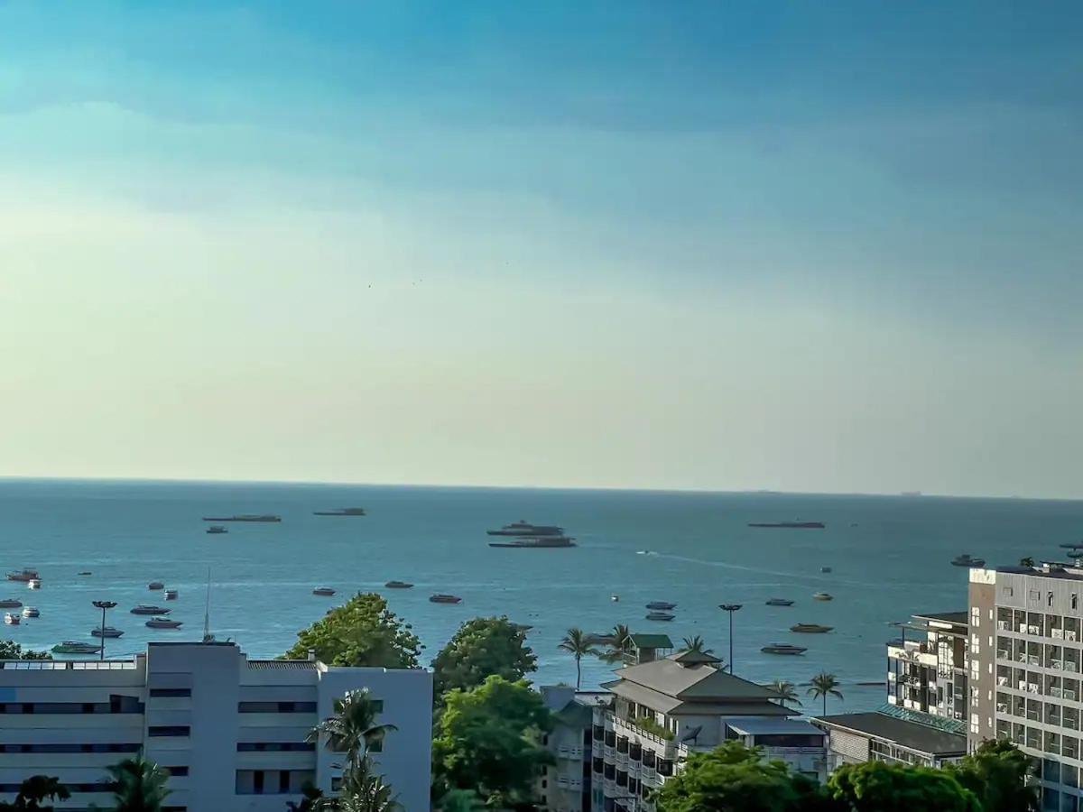 Newest!& Rare 2bdrms Ocean Facing Balcony #ef23914 Apartment Pattaya
