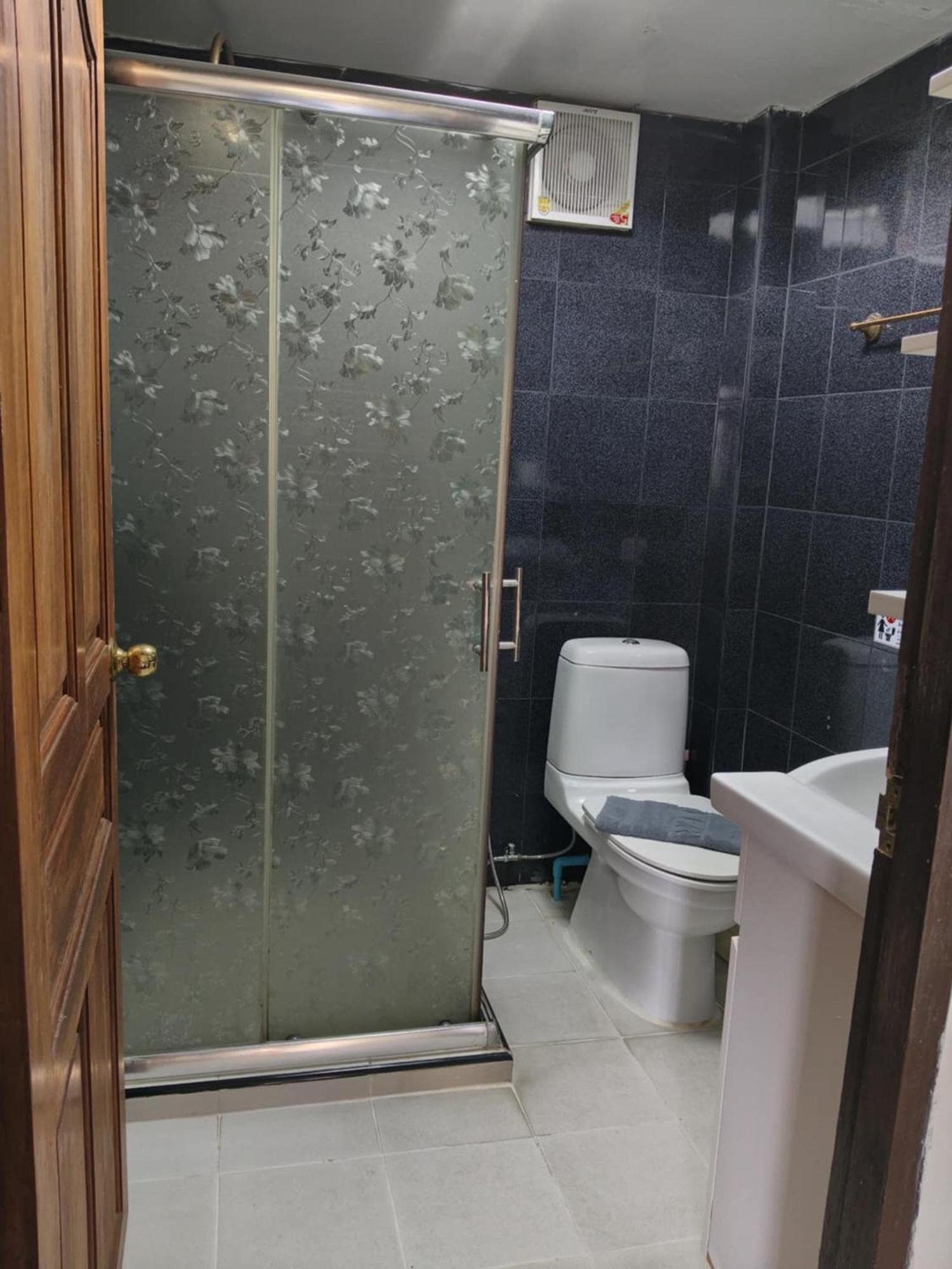 Apartment Phratamnak - 100 Meter From