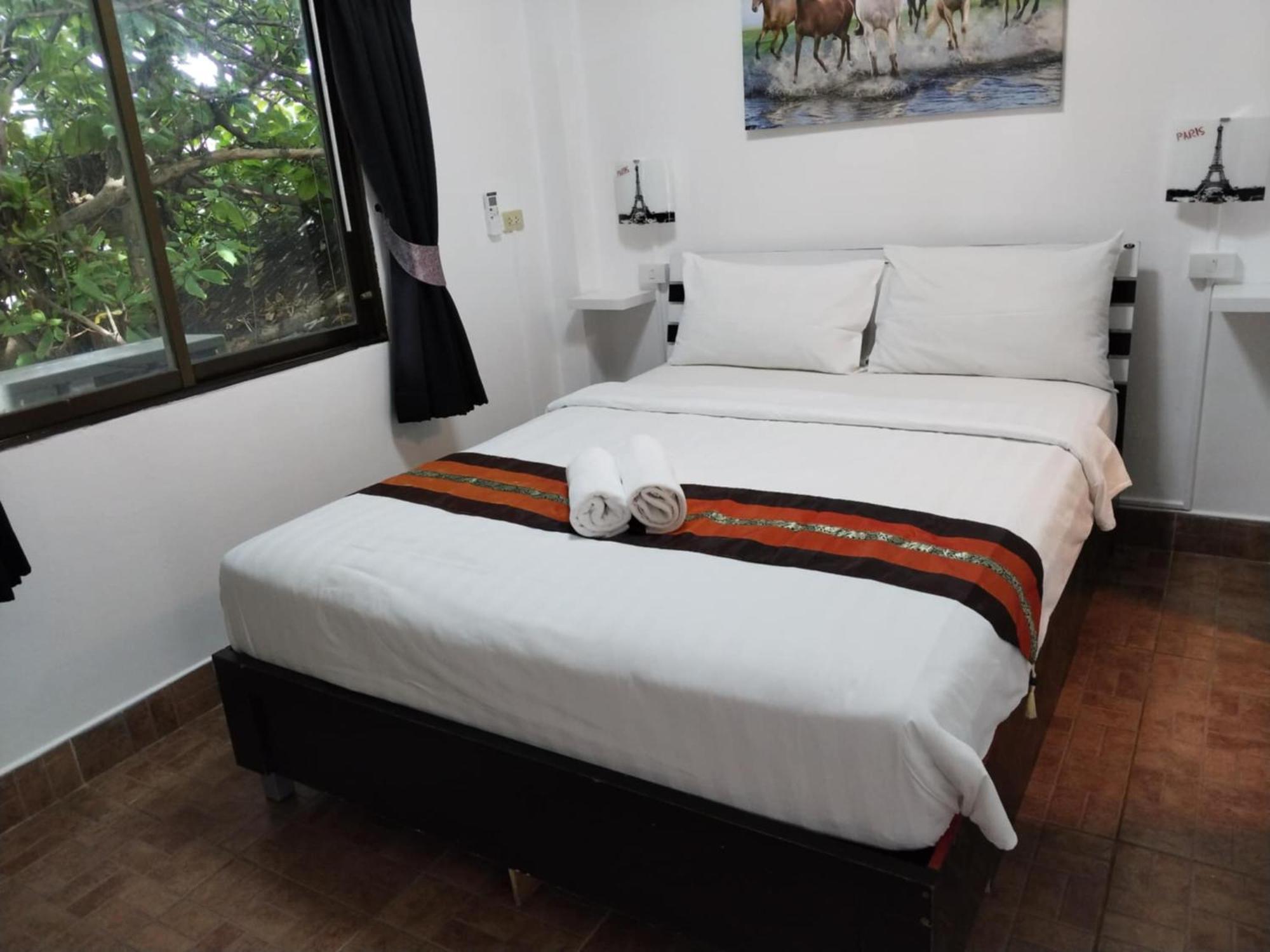 Phratamnak - 100 Meter From Apartment *
