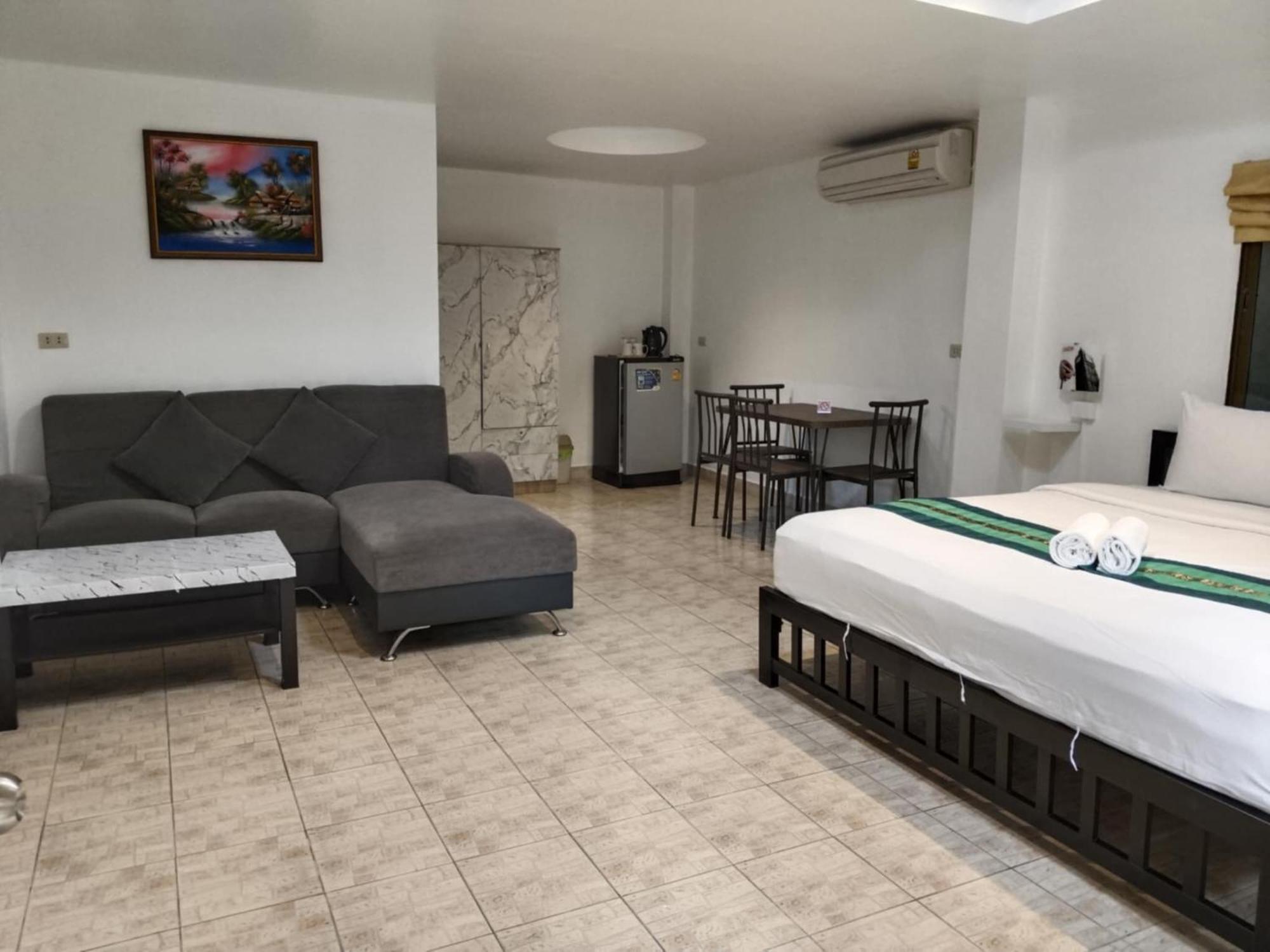 Guest house Phratamnak & - 100 Mtr From The
