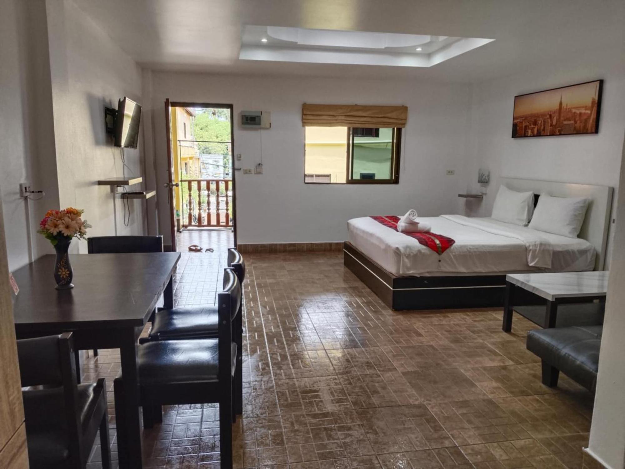 Phratamnak - 100 Mtr From The Beach