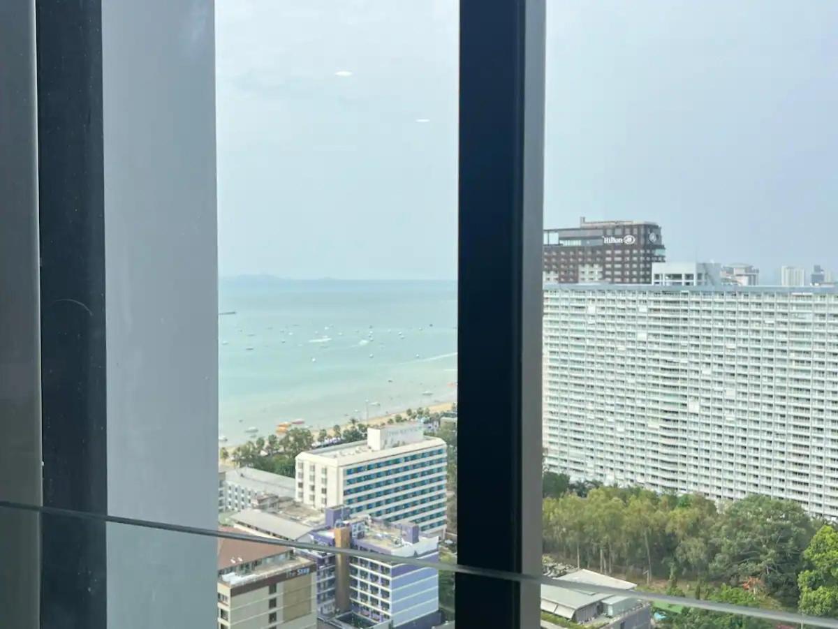Downtown Chic High Floor& Seaview #en60029 Pattaya