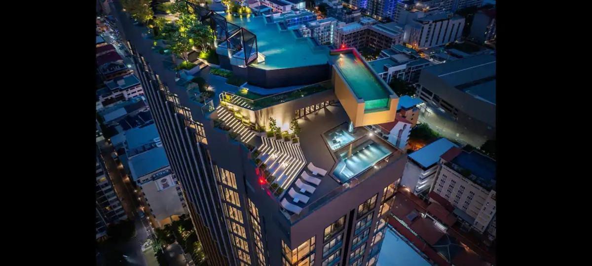 Downtown Chic Rooftop Pool #en34118 Apartment *