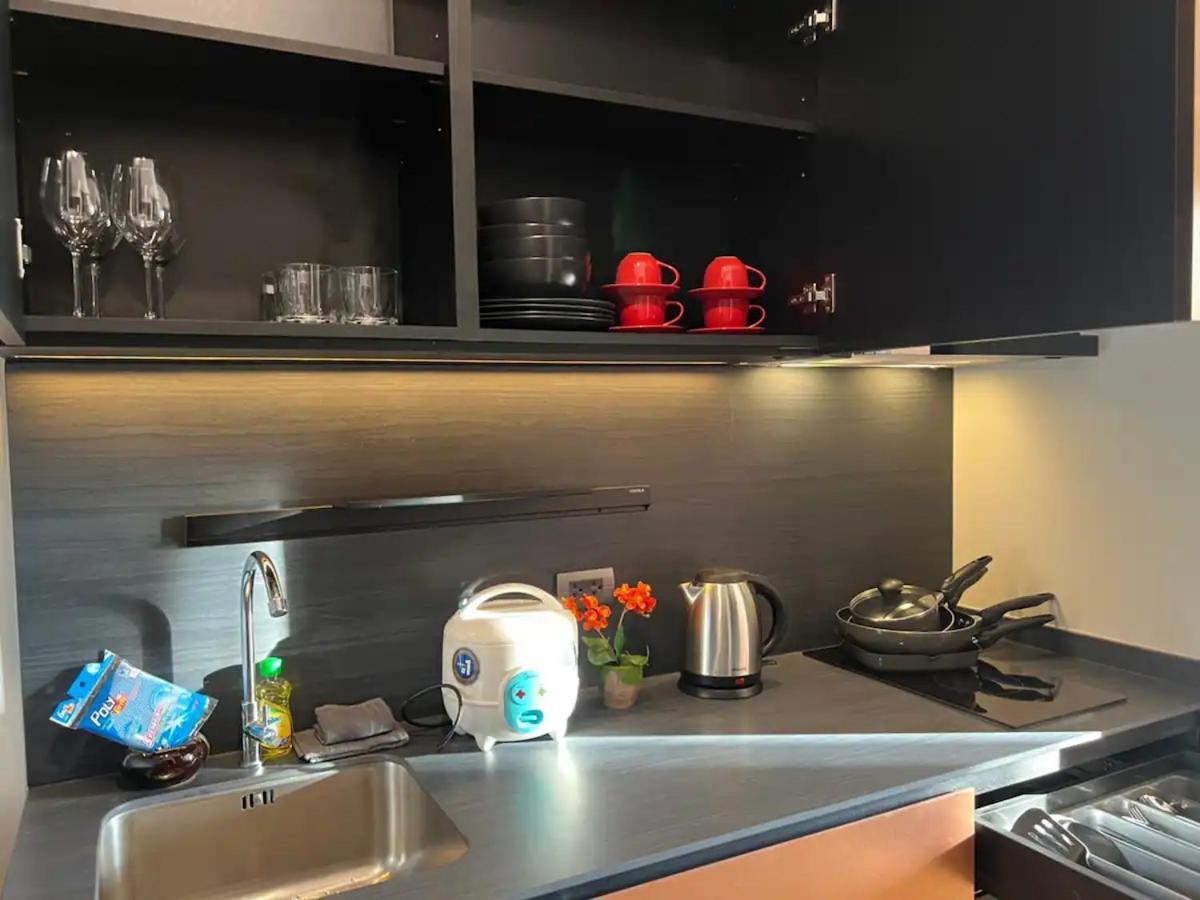 Apartment Downtown Chic Rooftop Pool #es898 Pattaya