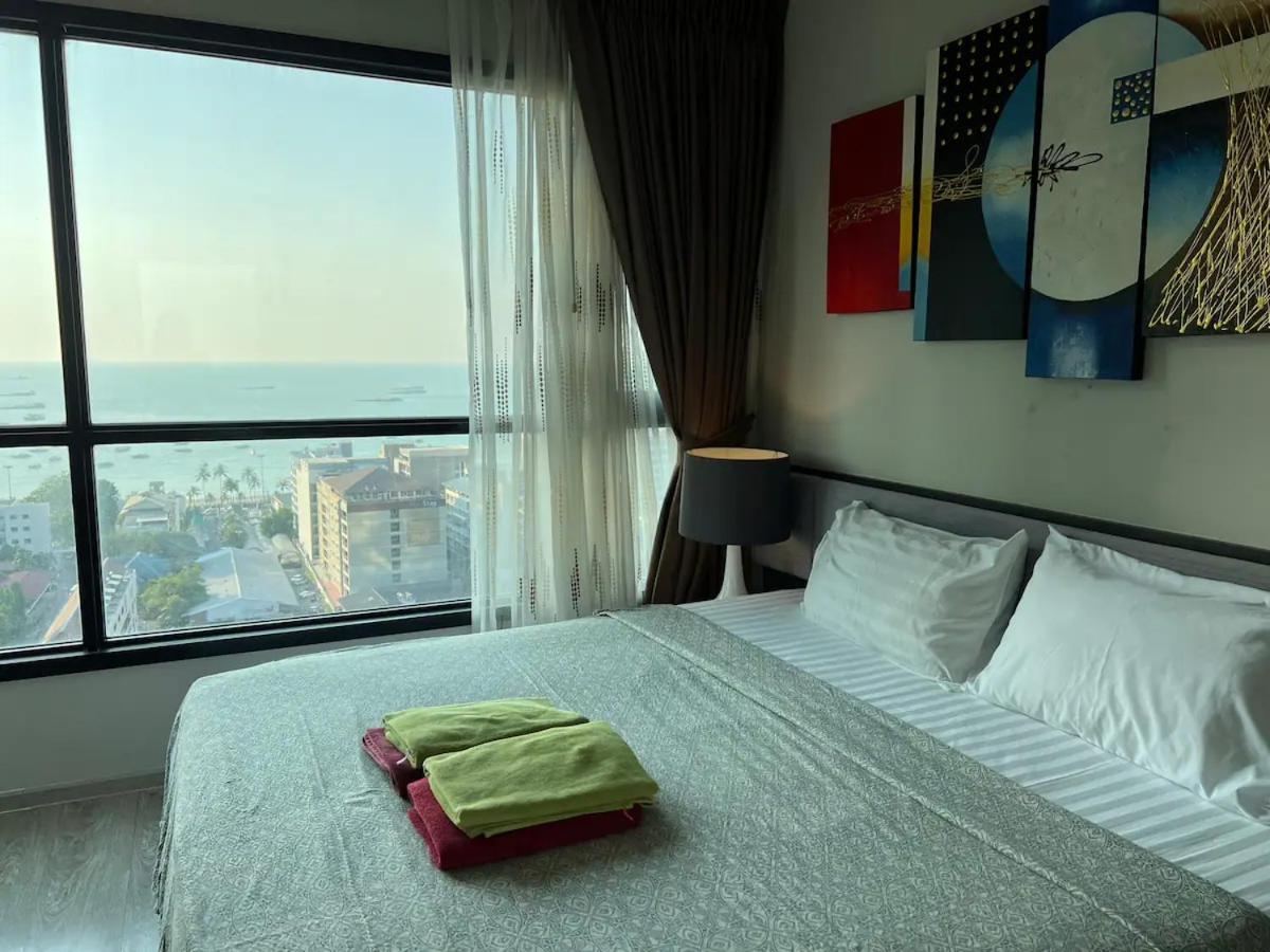 Downtown Lux Fun 2b Edroom Seaview #tbb97819 * Pattaya