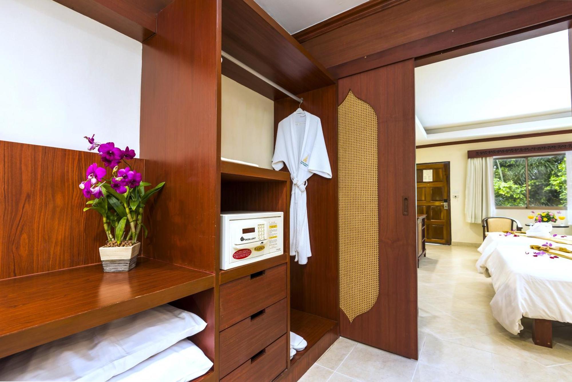 Hotel Thai Garden