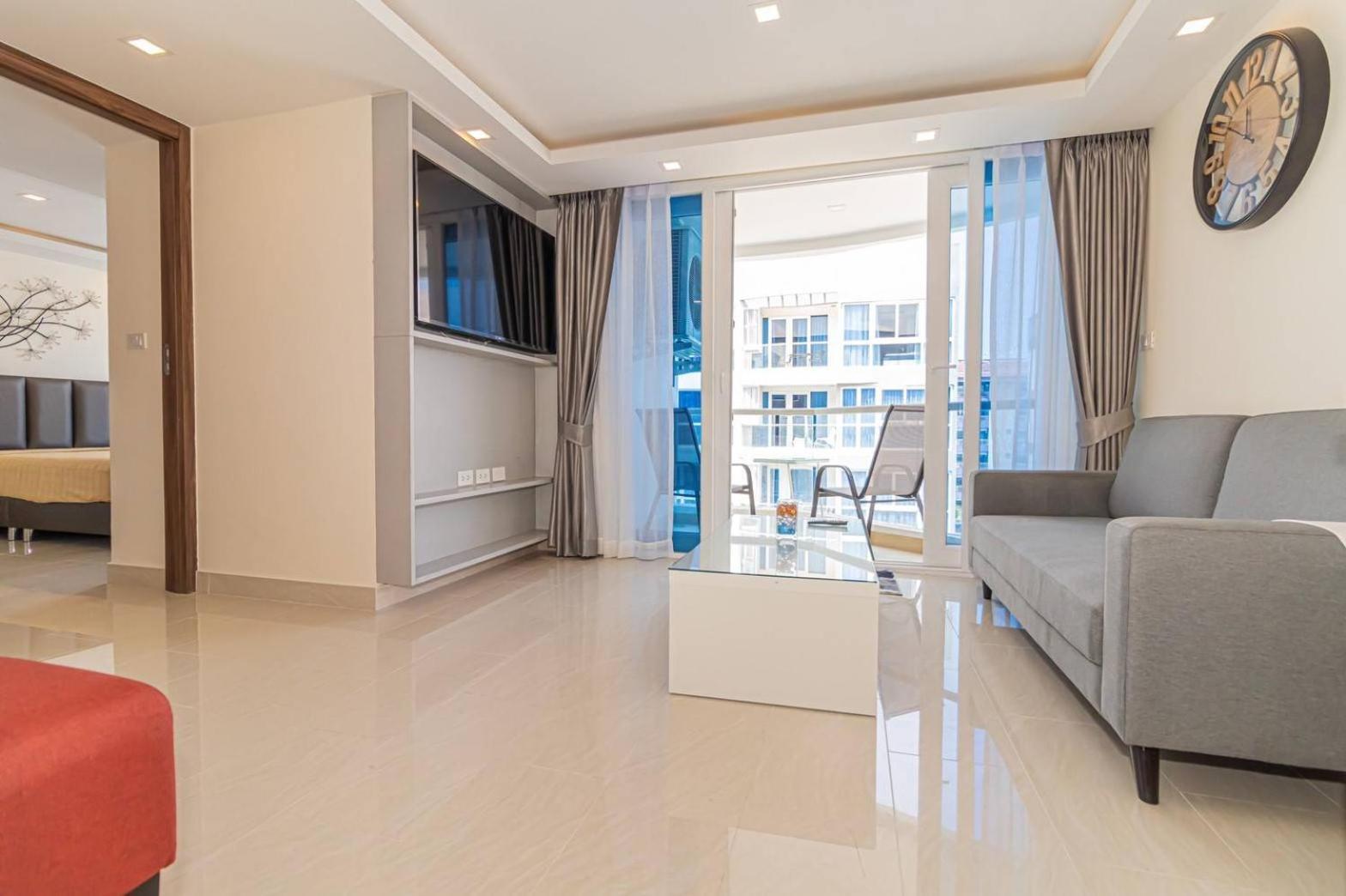 Grand Avenue By Fantasea Pattaya