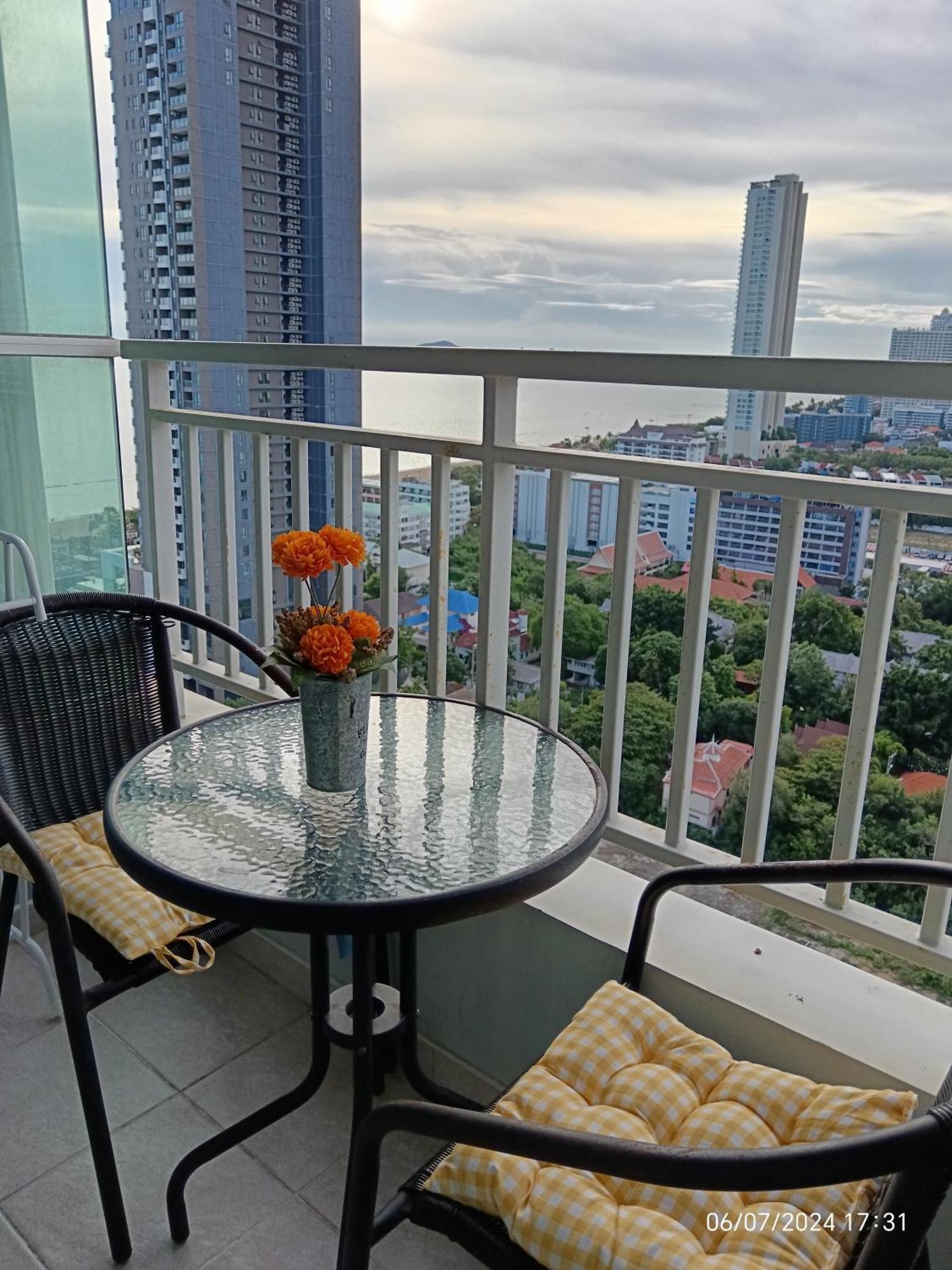 Apartment คอนโดติดหาด2ห้องนอน Pattaya