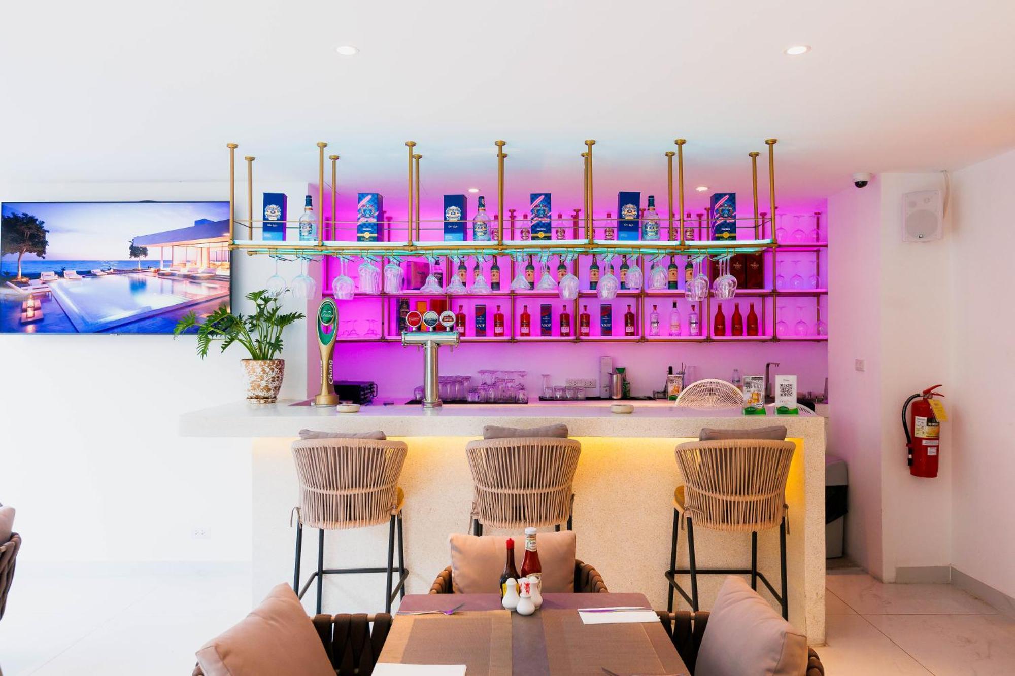The One Bay Breeze Hotel Pattaya