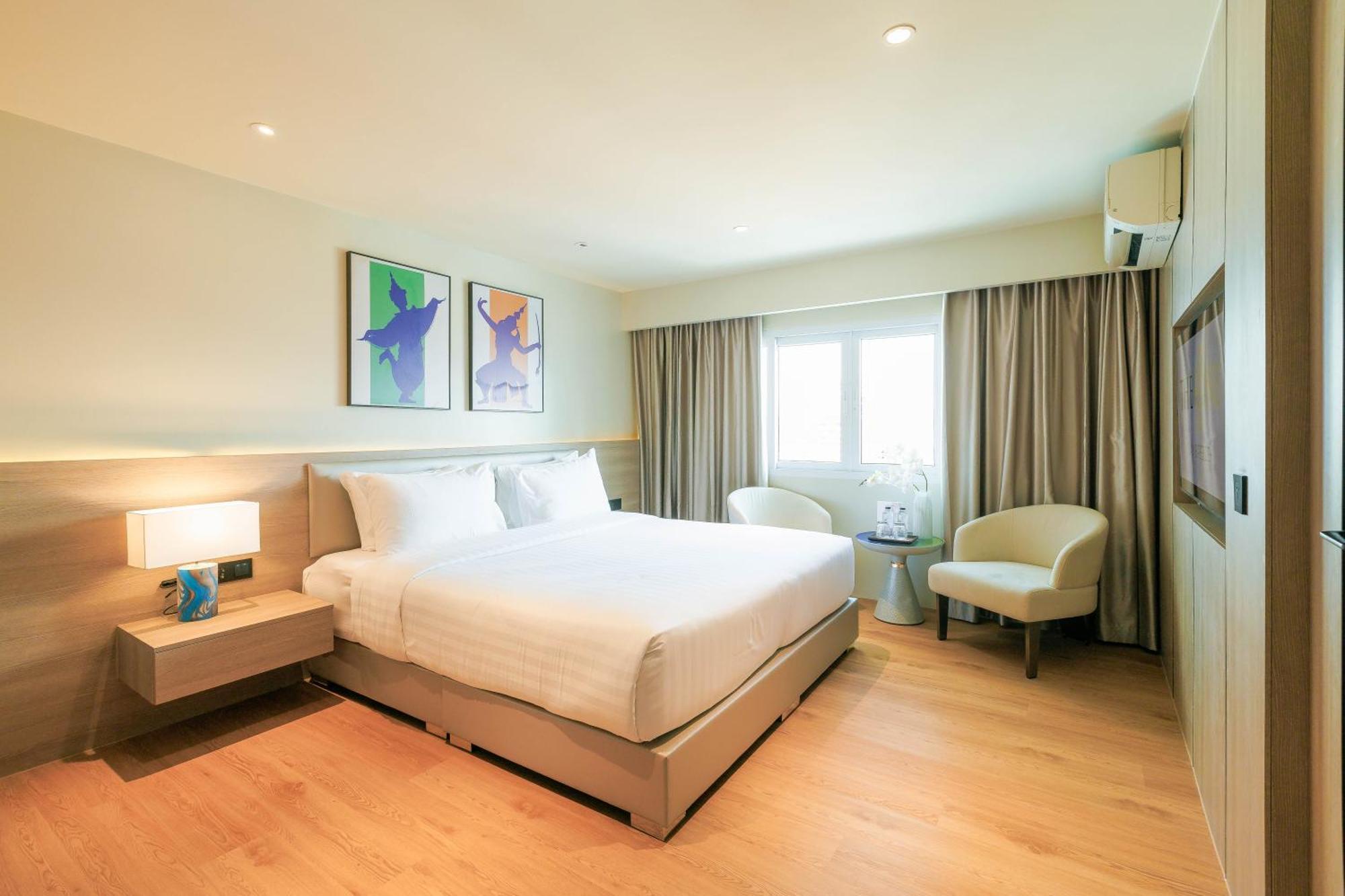 The One Bay Breeze 3*