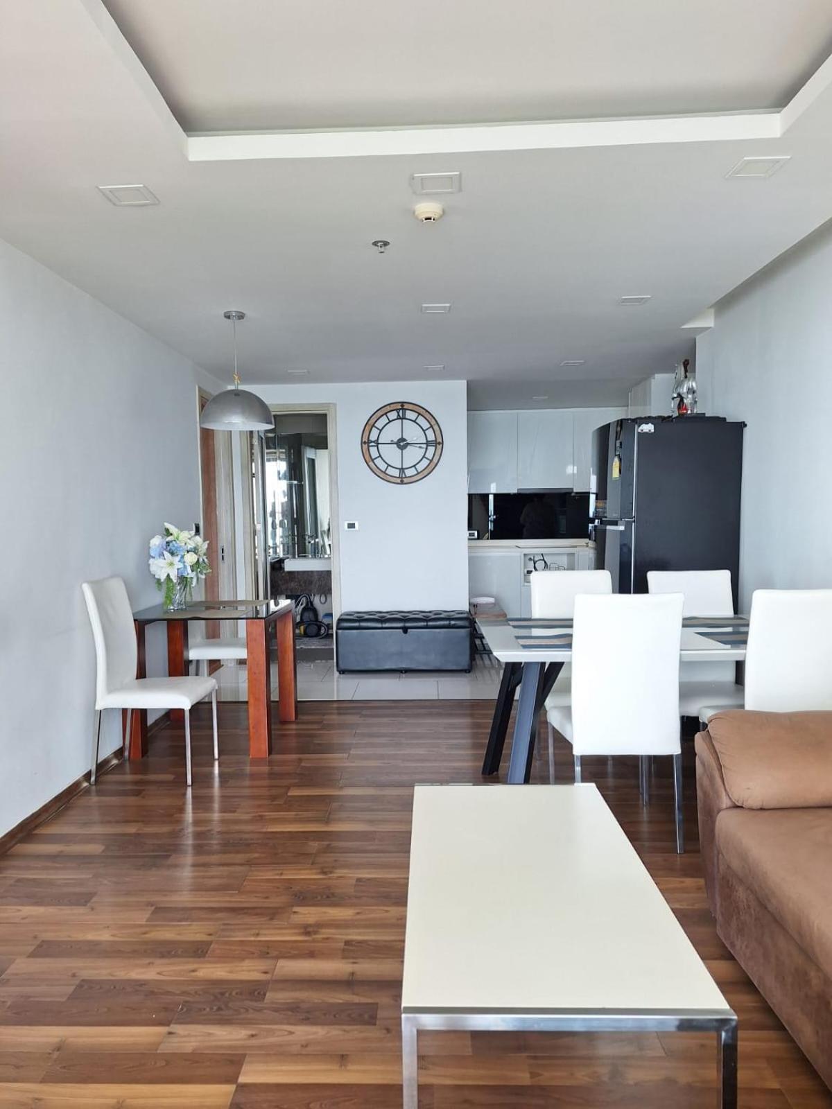 The Peak Towers Sea View Apartment *