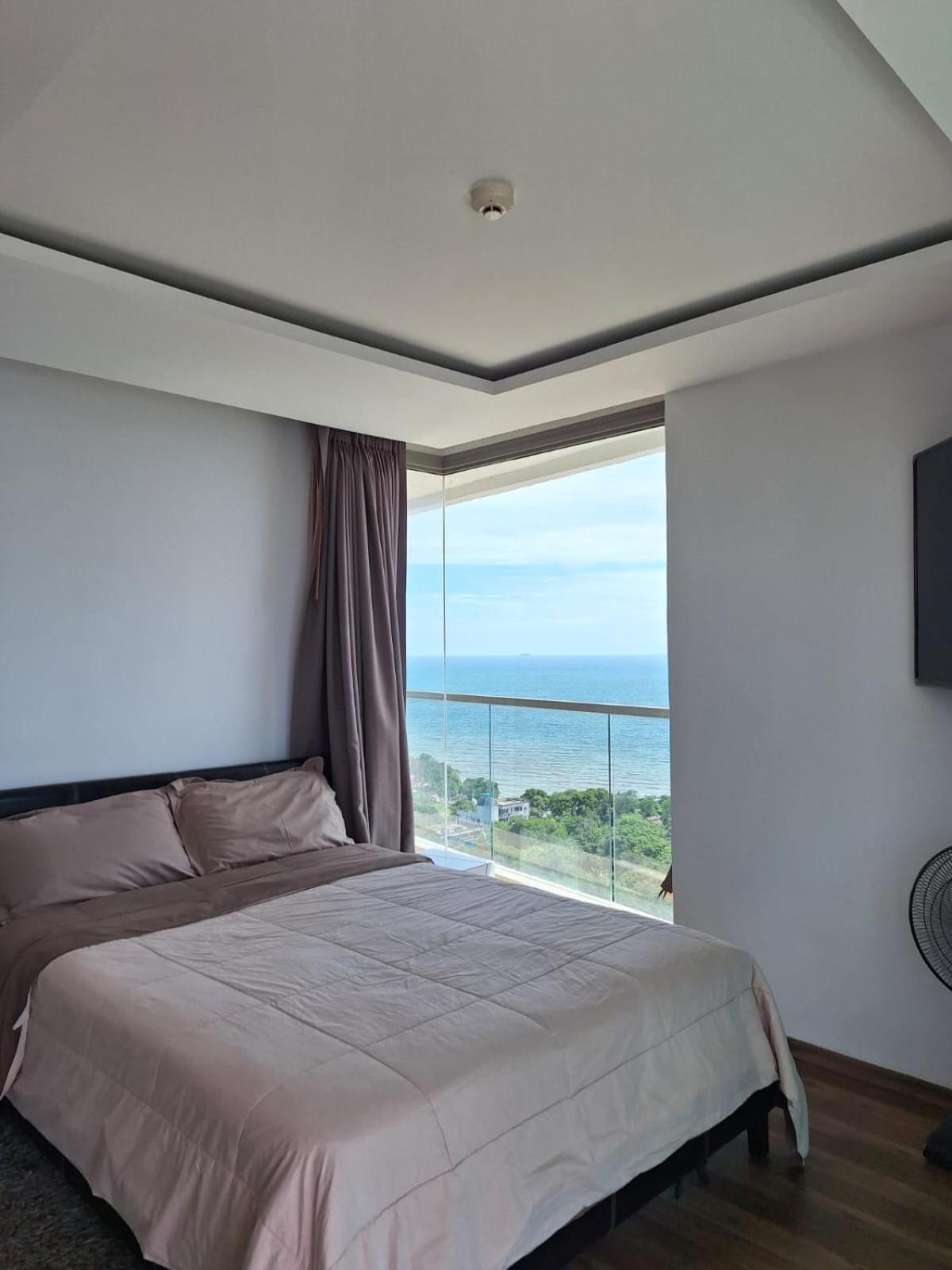 Apartment The Peak Towers Sea View *