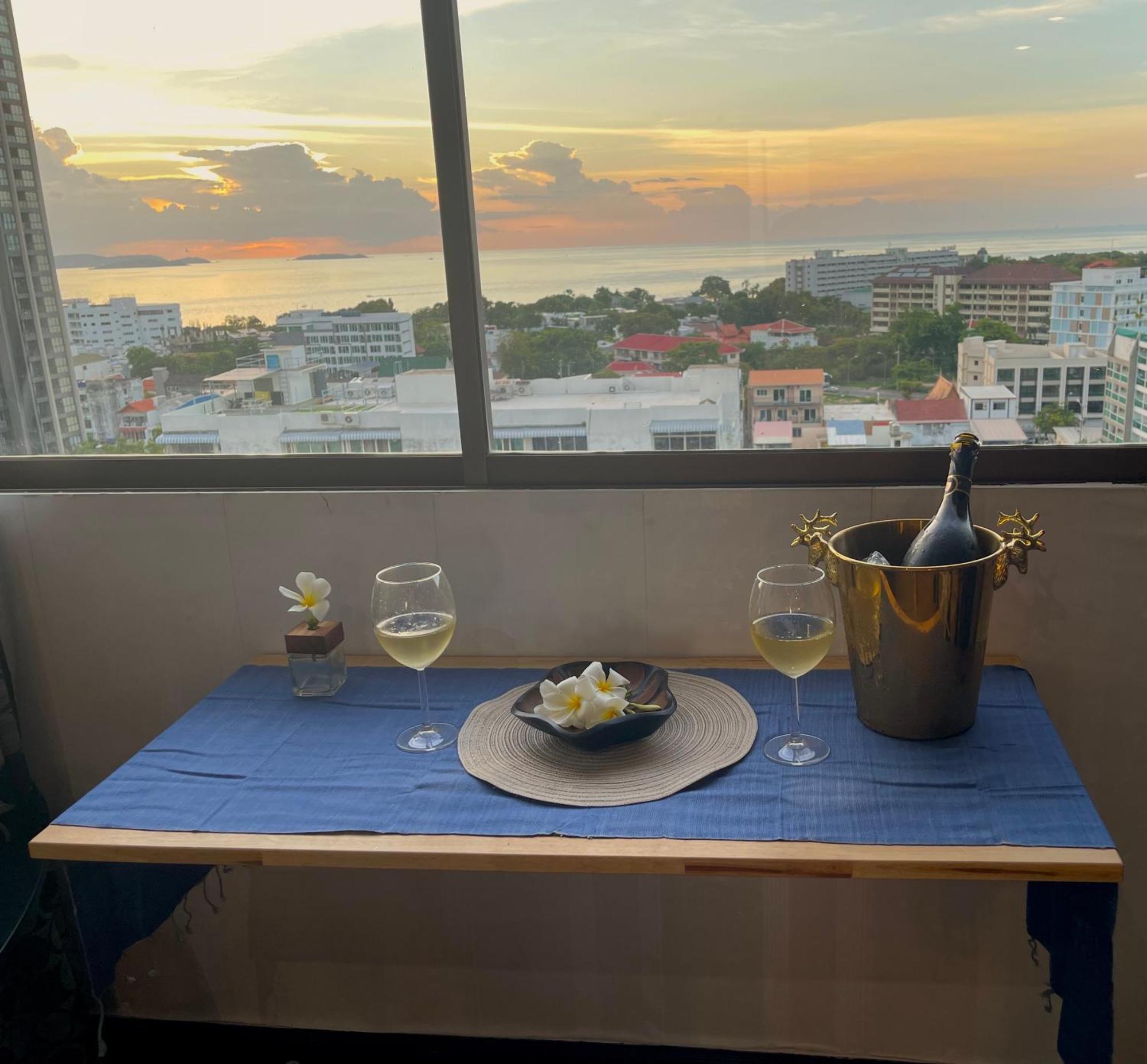 Furnished Near The * Pattaya