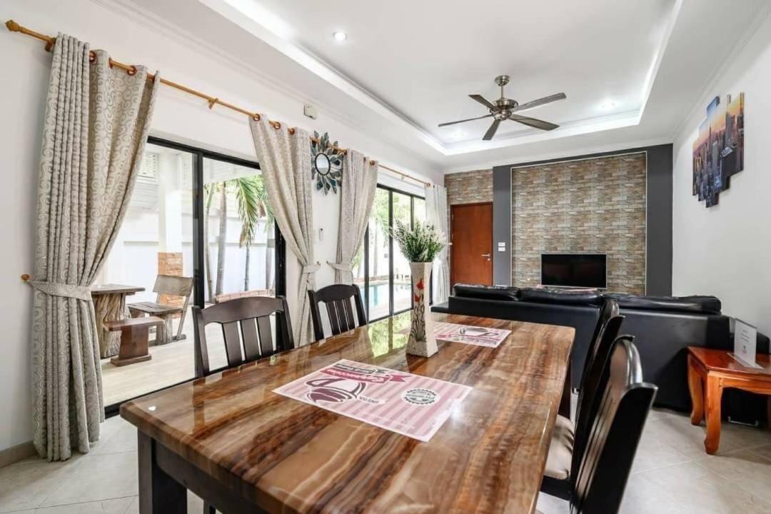 Mm Pool Villa Pattaya