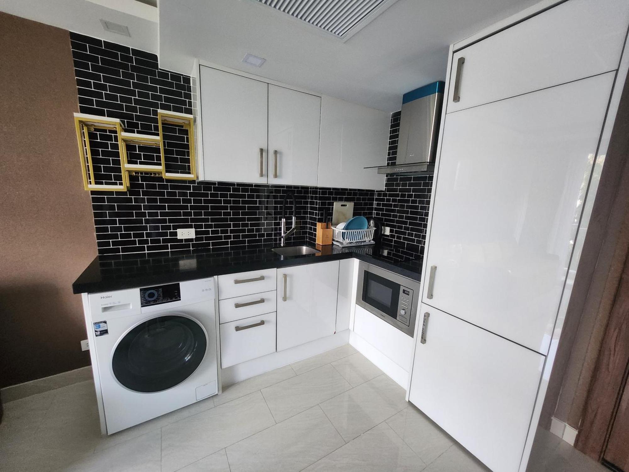 Apartment Grand Avenue Codon 芭提雅最好的公寓空间大 安静 素质高
