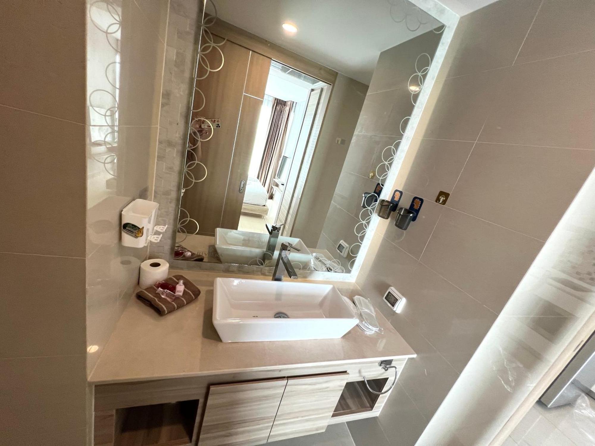 !Hot Promo! Riviera Jomtien New - Private Apartment *