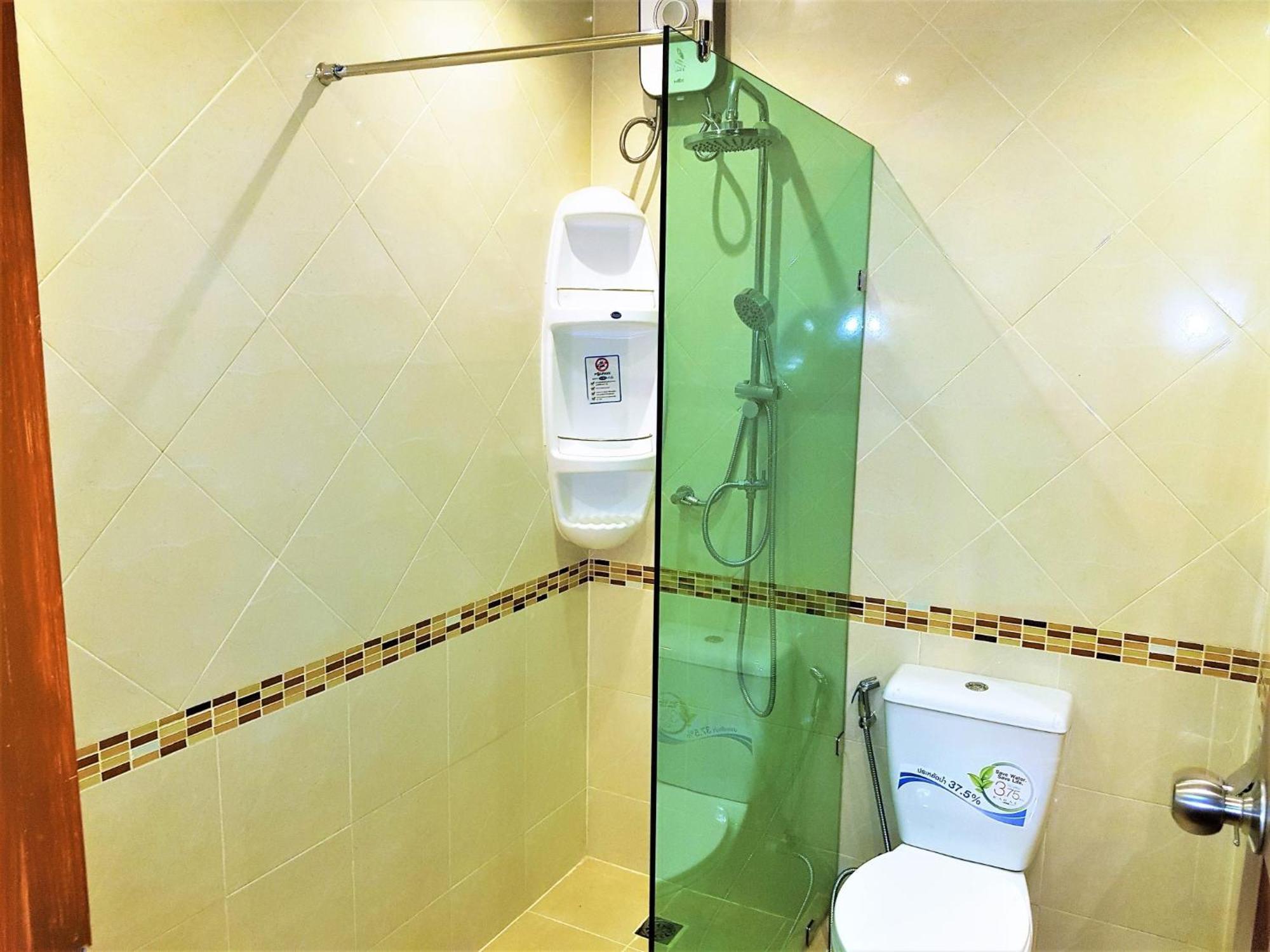 Thepthip Mansion Pratumak Apartment Pattaya