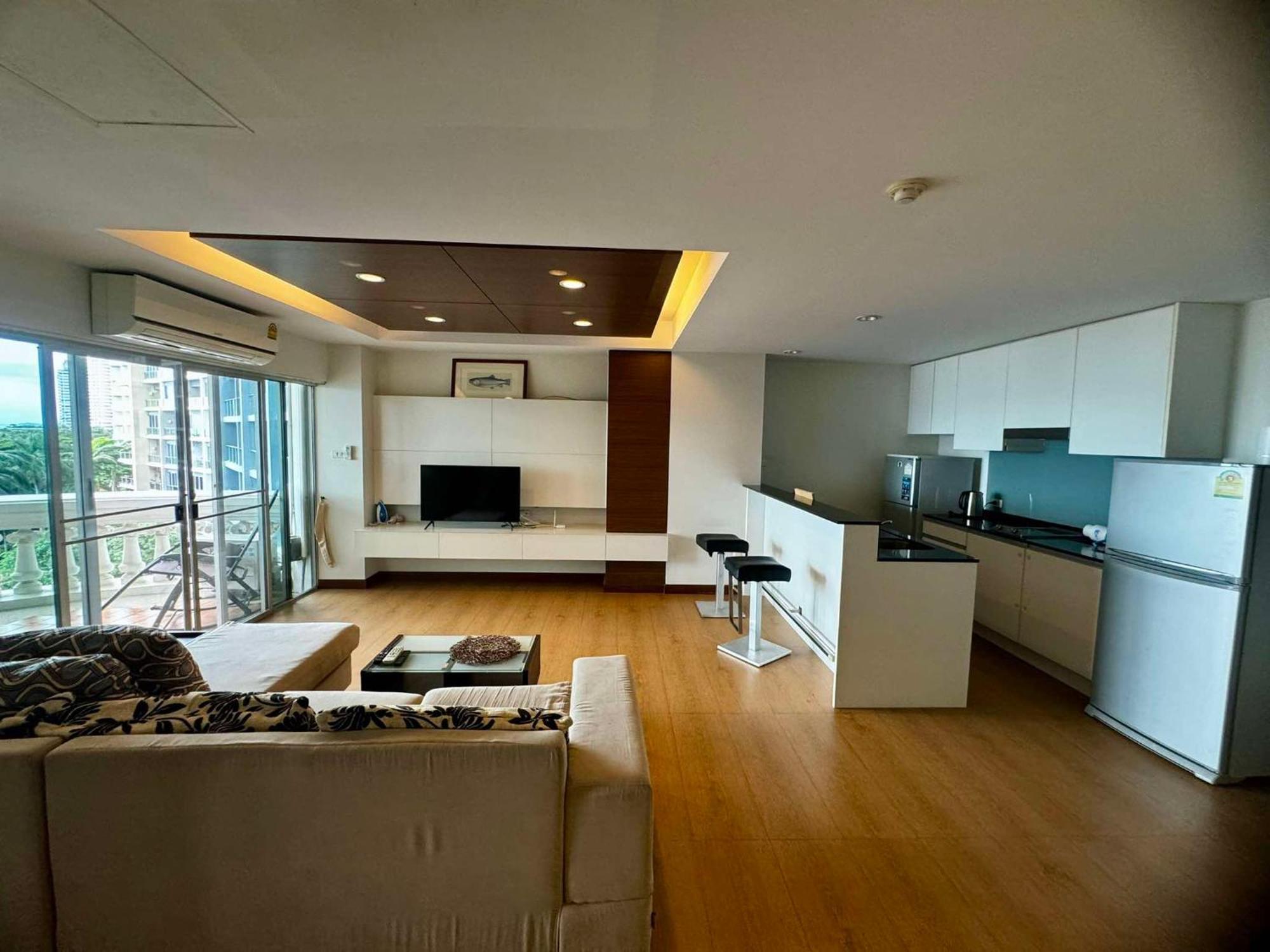 Sky Sea View Apartment *