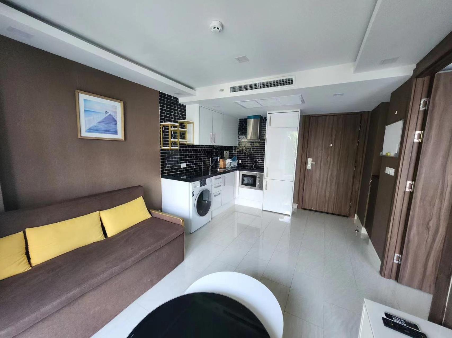 芭堤雅市中心 Grand Avenue 一卧室公寓城景酒吧街 高速互联网智能电视 Pattaya