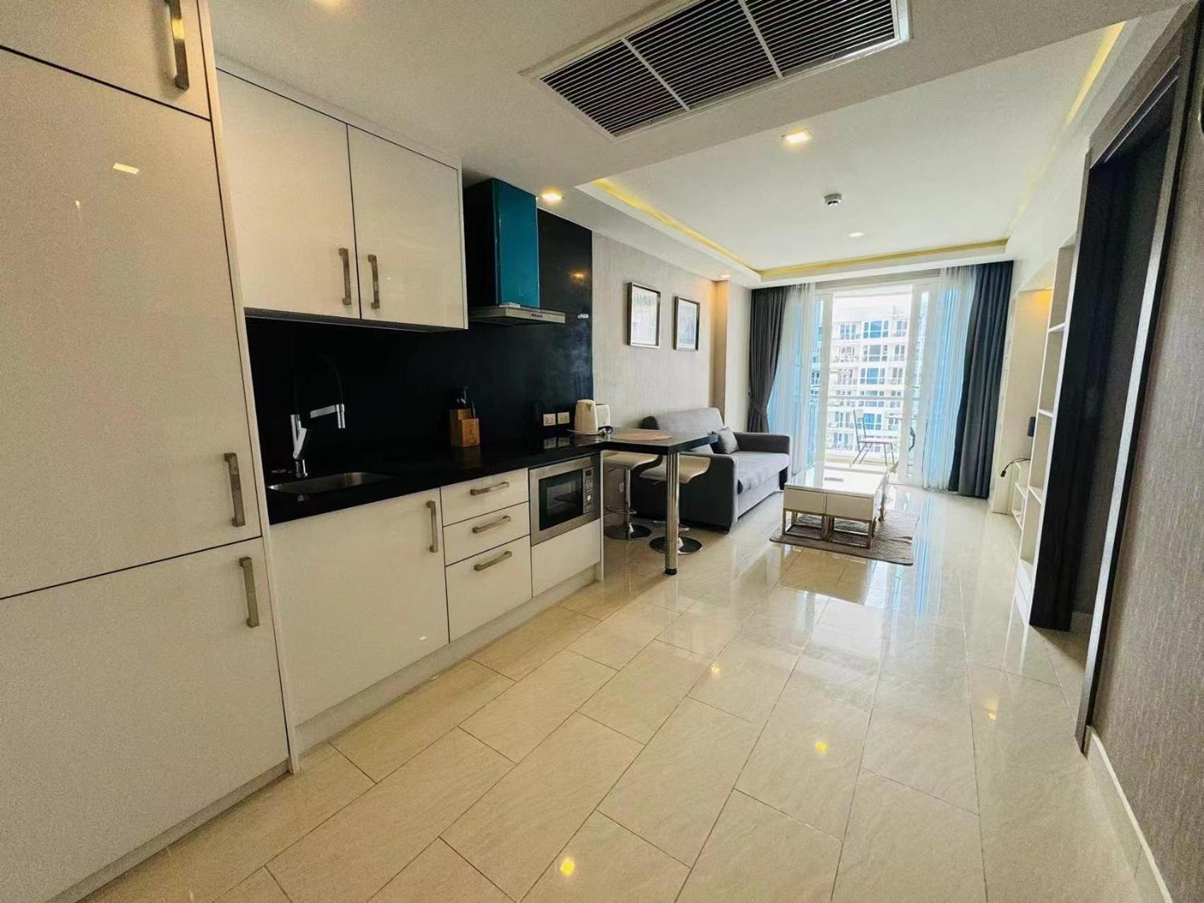 Apartment 芭堤雅市中心 Grand Avenue 一卧室公寓城景酒吧街 高速互联网智能电视 *