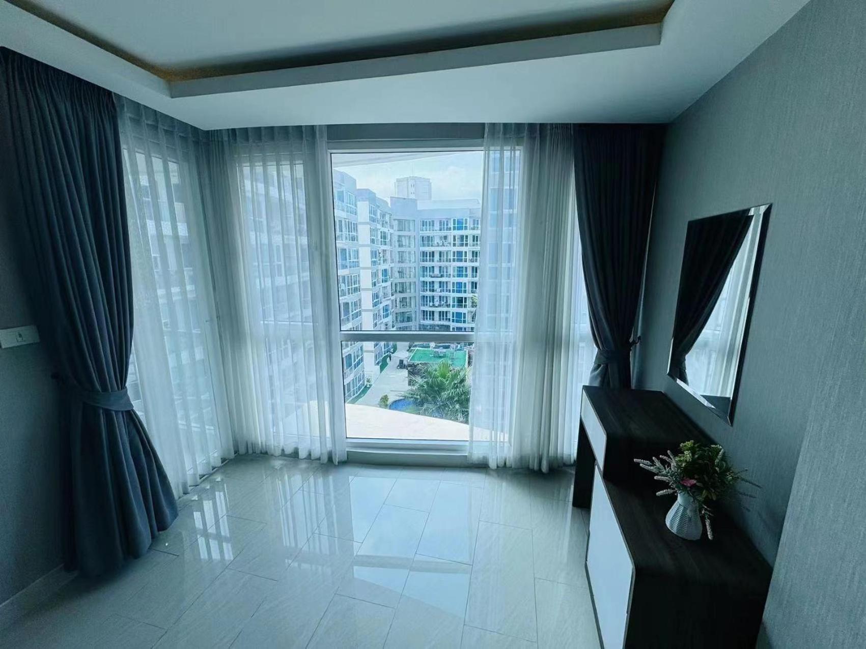 芭堤雅市中心 Grand Avenue 一卧室公寓城景酒吧街 高速互联网智能电视 Pattaya