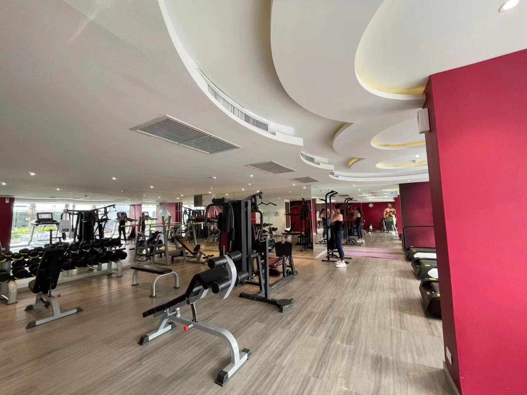 芭堤雅市中心 Grand Avenue 一卧室公寓城景酒吧街 高速互联网智能电视 * Pattaya