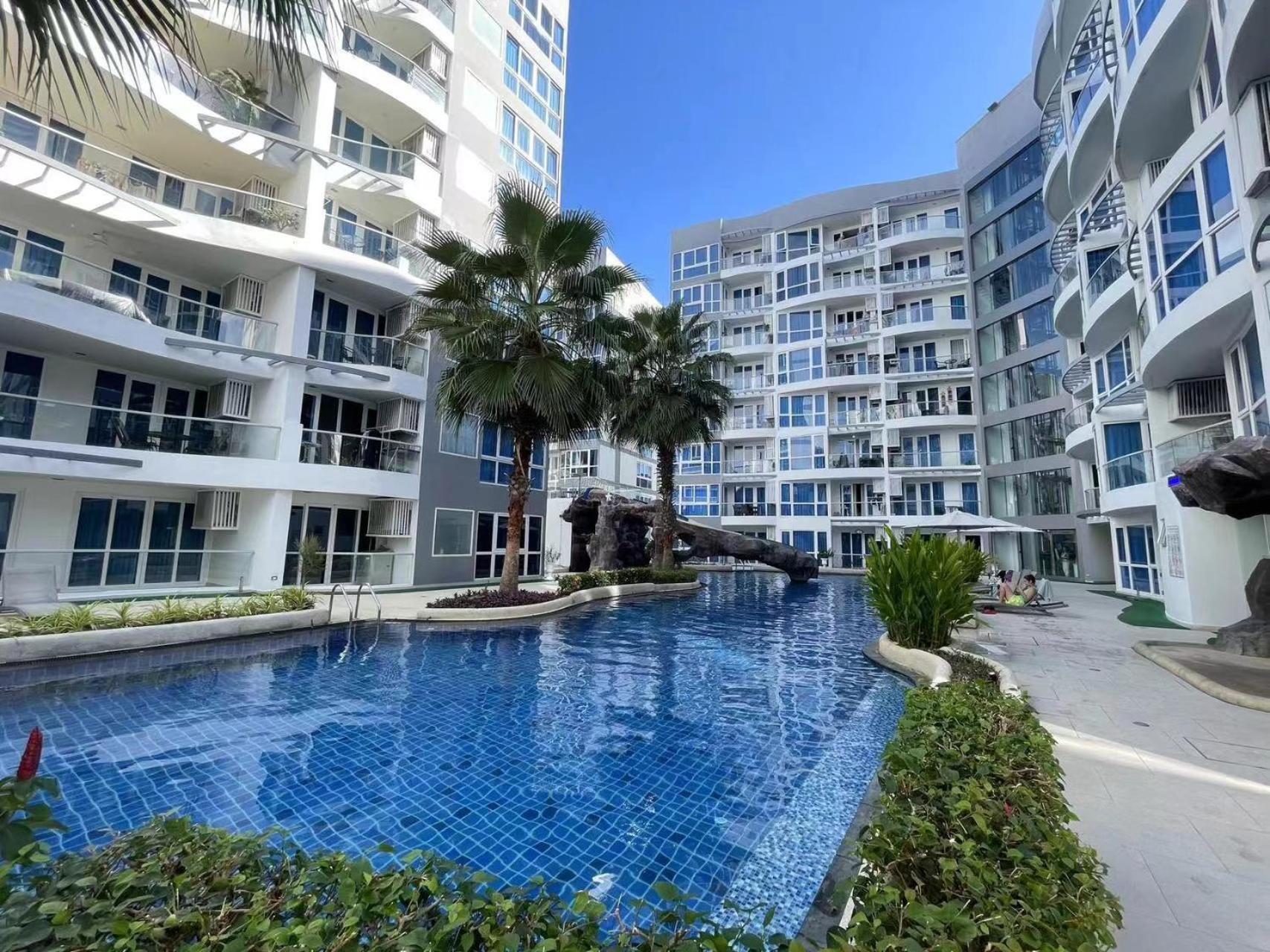 芭堤雅市中心 Grand Avenue 一卧室公寓城景酒吧街 高速互联网智能电视 Apartment