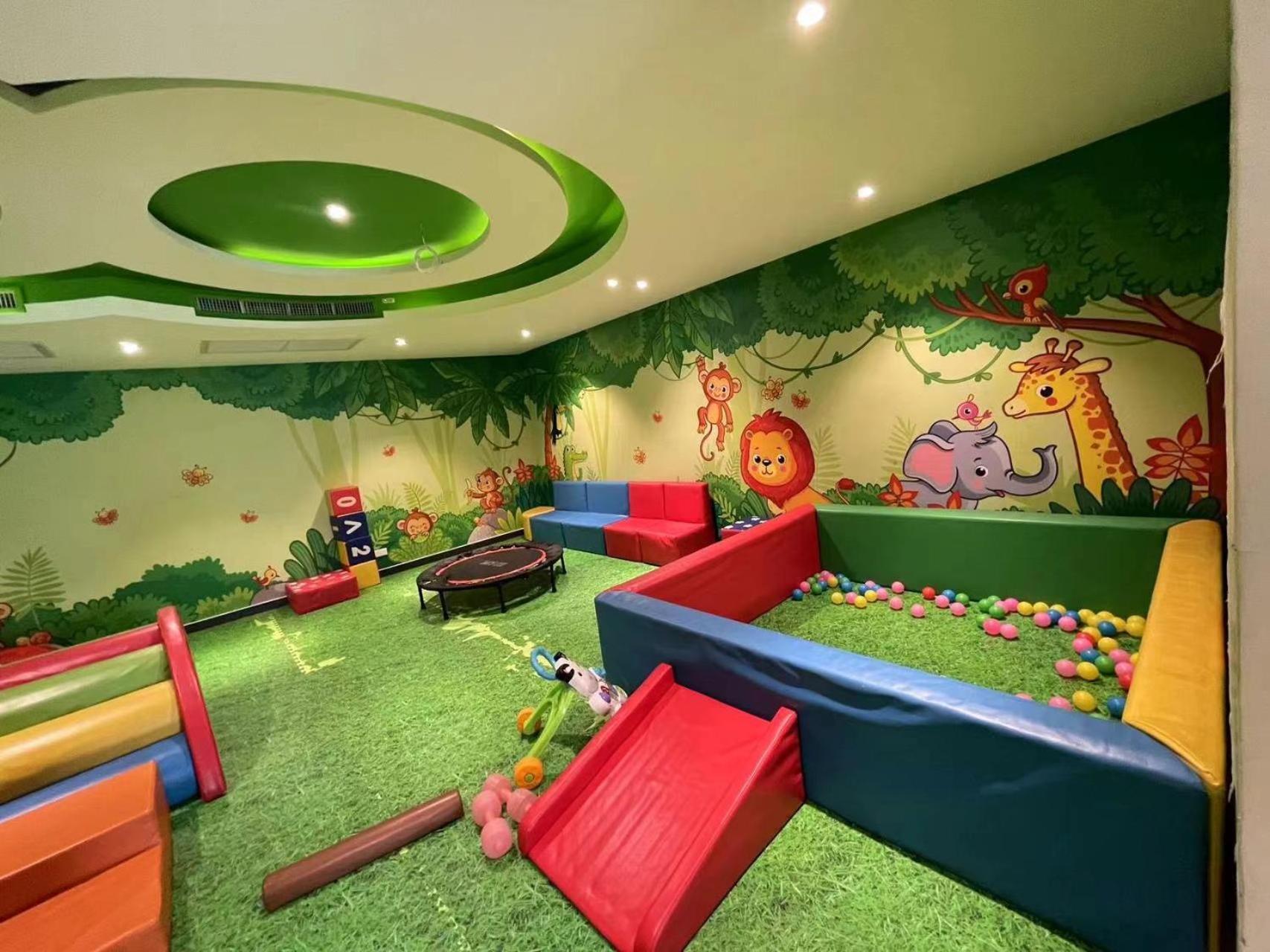芭堤雅市中心 Grand Avenue 一卧室公寓城景酒吧街 高速互联网智能电视 Apartment Pattaya