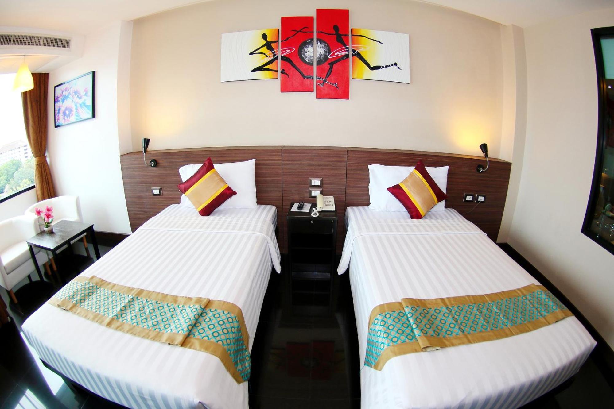 Hotel Arthitaya Nature & Lakkhana Poolside 5*