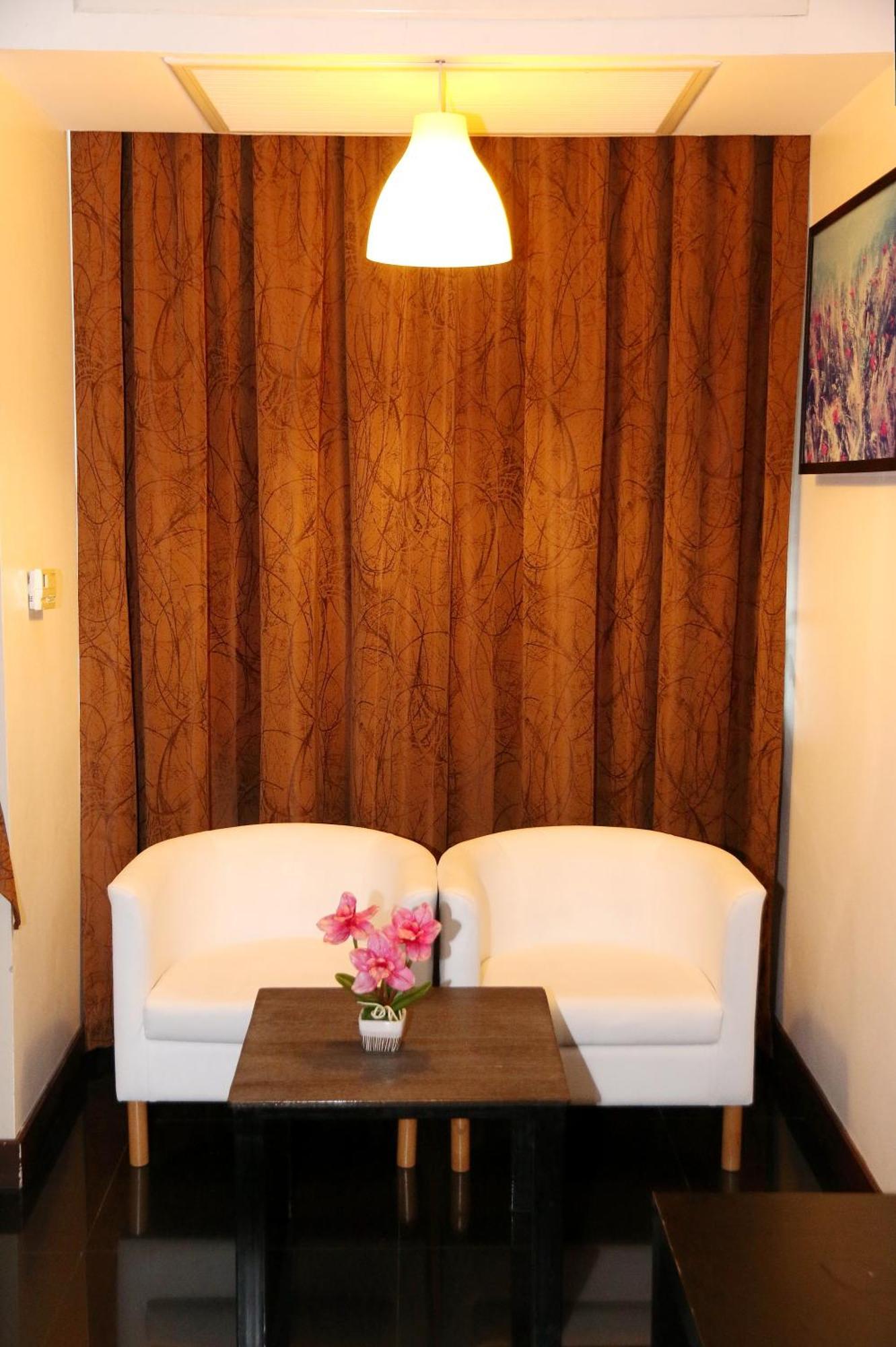 Arthitaya Nature & Lakkhana Poolside 5*