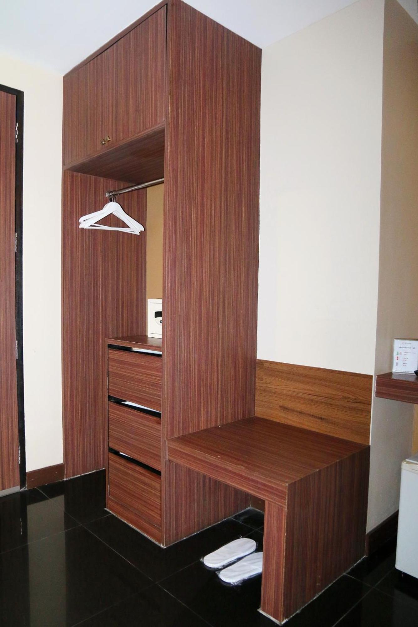 Arthitaya Nature & Lakkhana Poolside 5* Pattaya