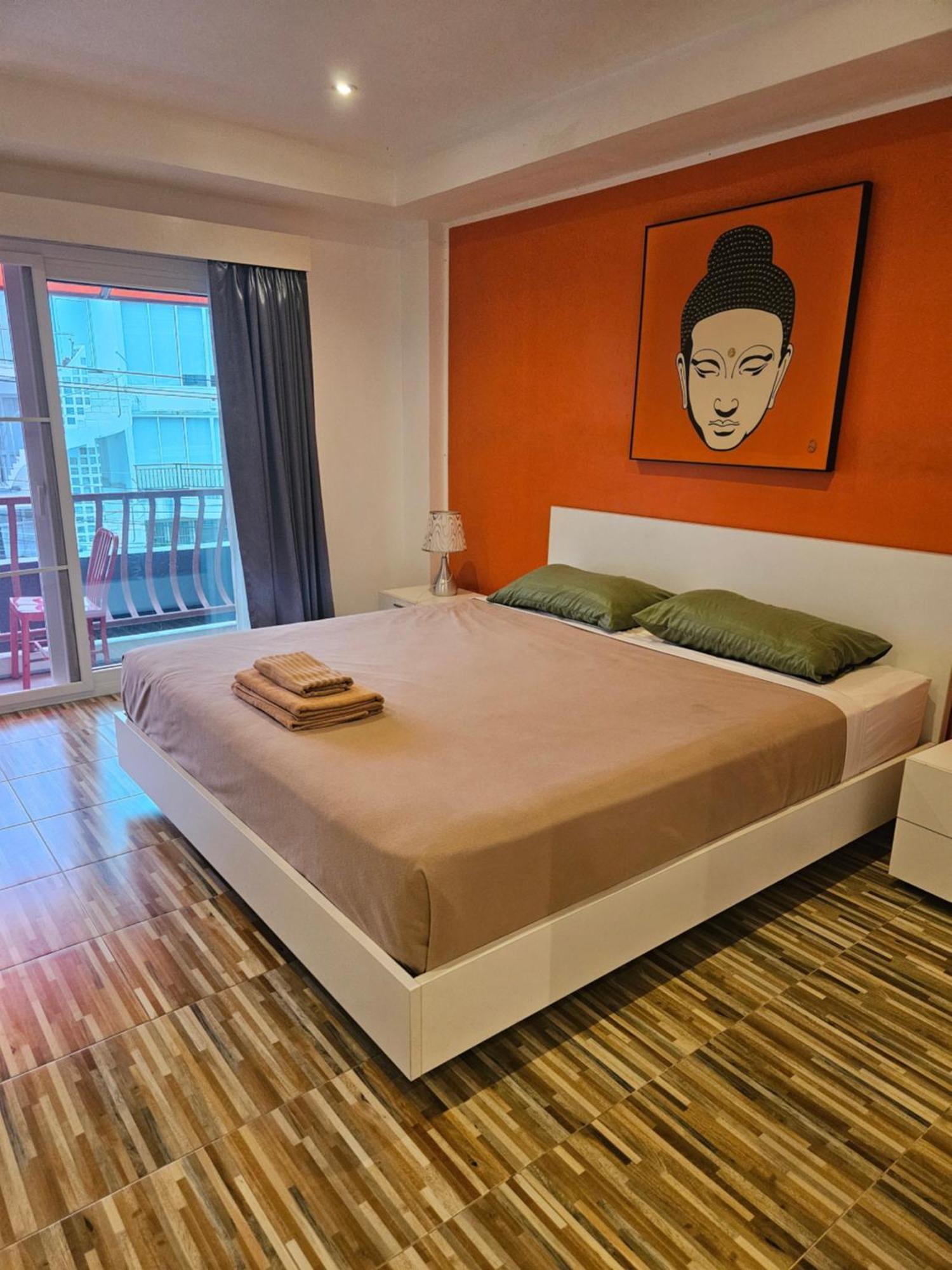 Guest house Lotus Art Alfiore Pattaya