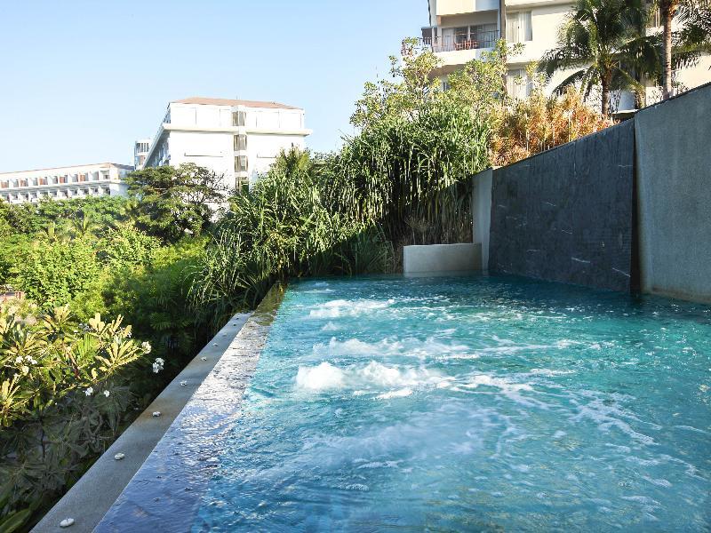 Hotel Amari Garden