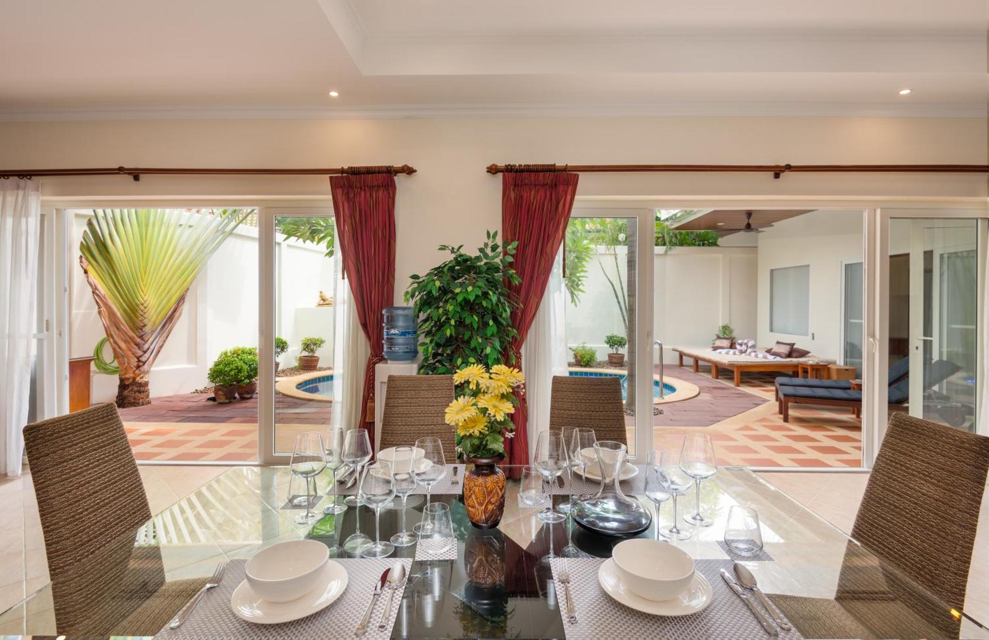 Village Austria Luxury Pool Pattaya