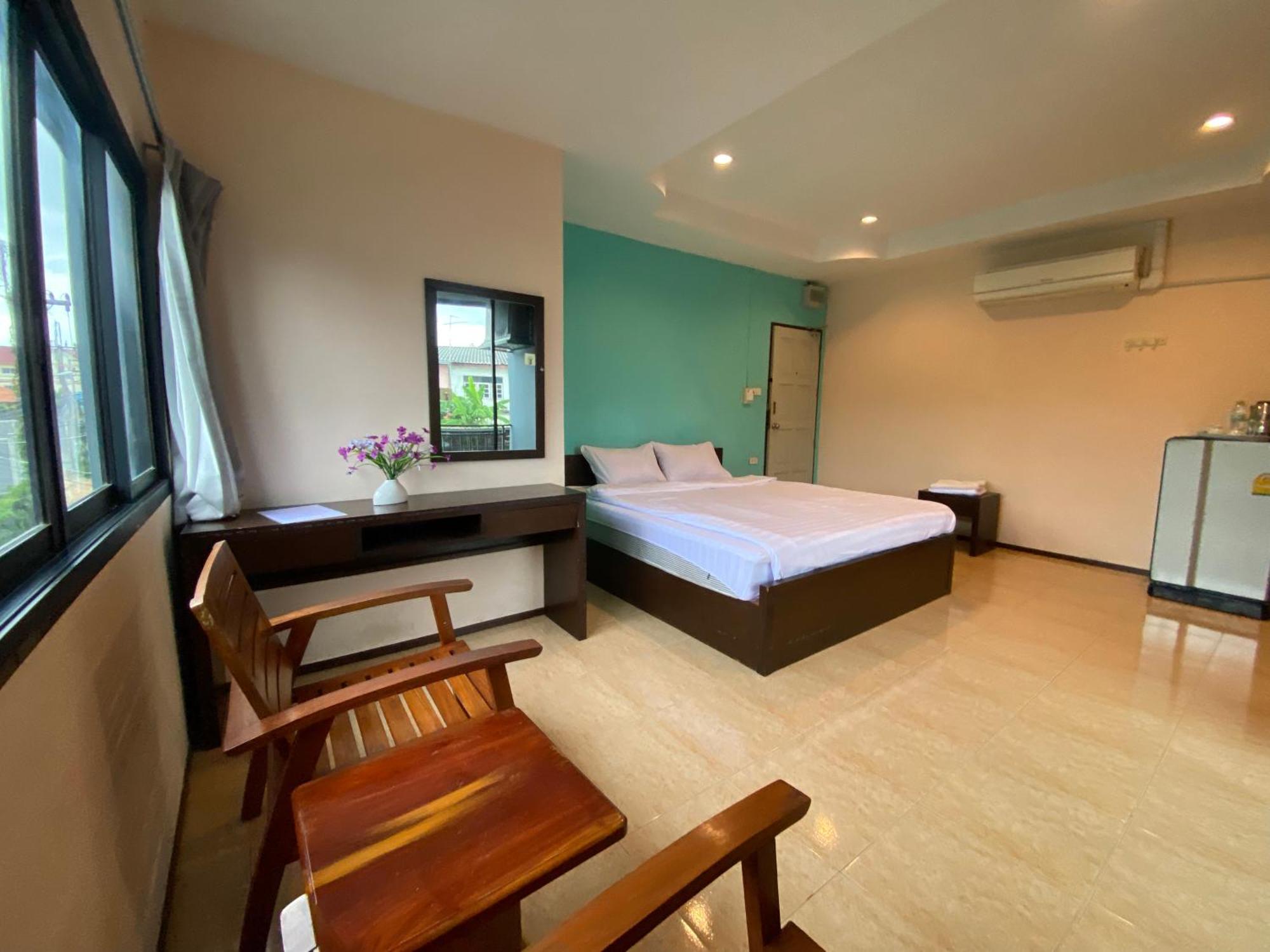 Hotel X5 *