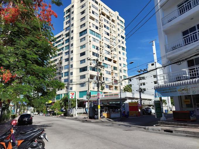 Furnished Near The Apartamento Pattaya