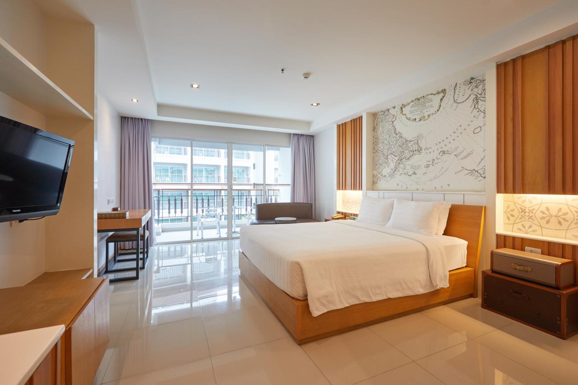 Welcome World Beachfront Hotel