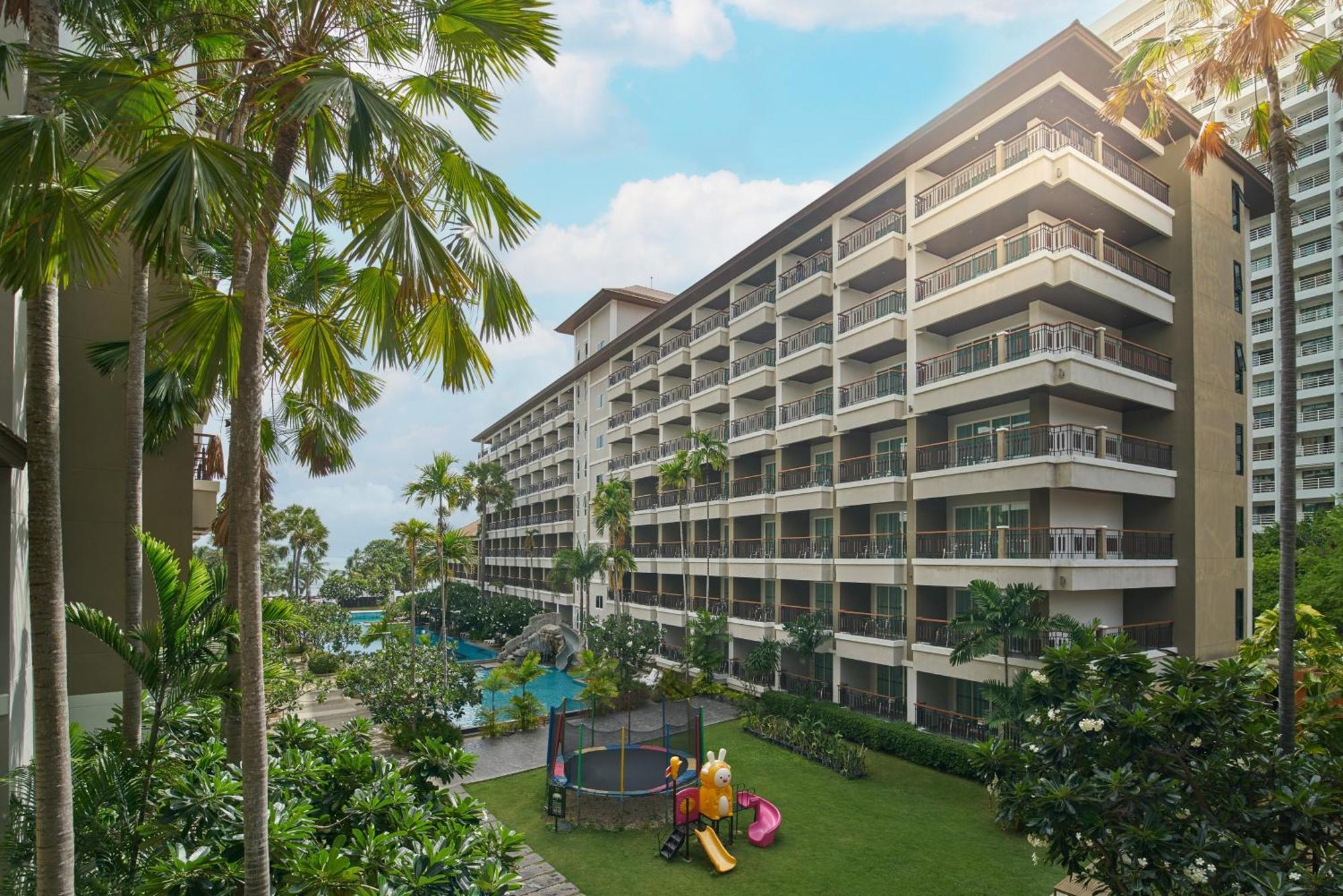 Hotel Welcome World Beachfront Pattaya