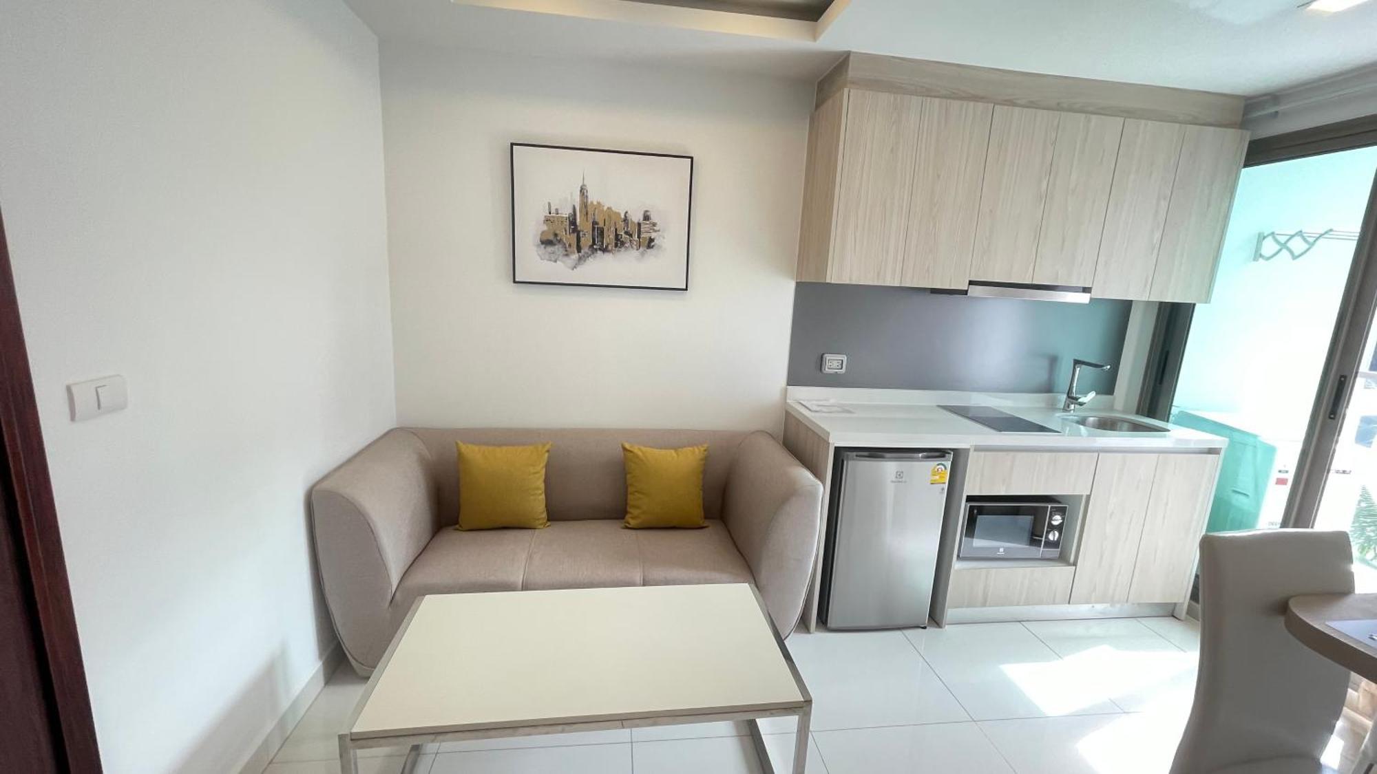 Arcadia Beach Condominium Pattaya