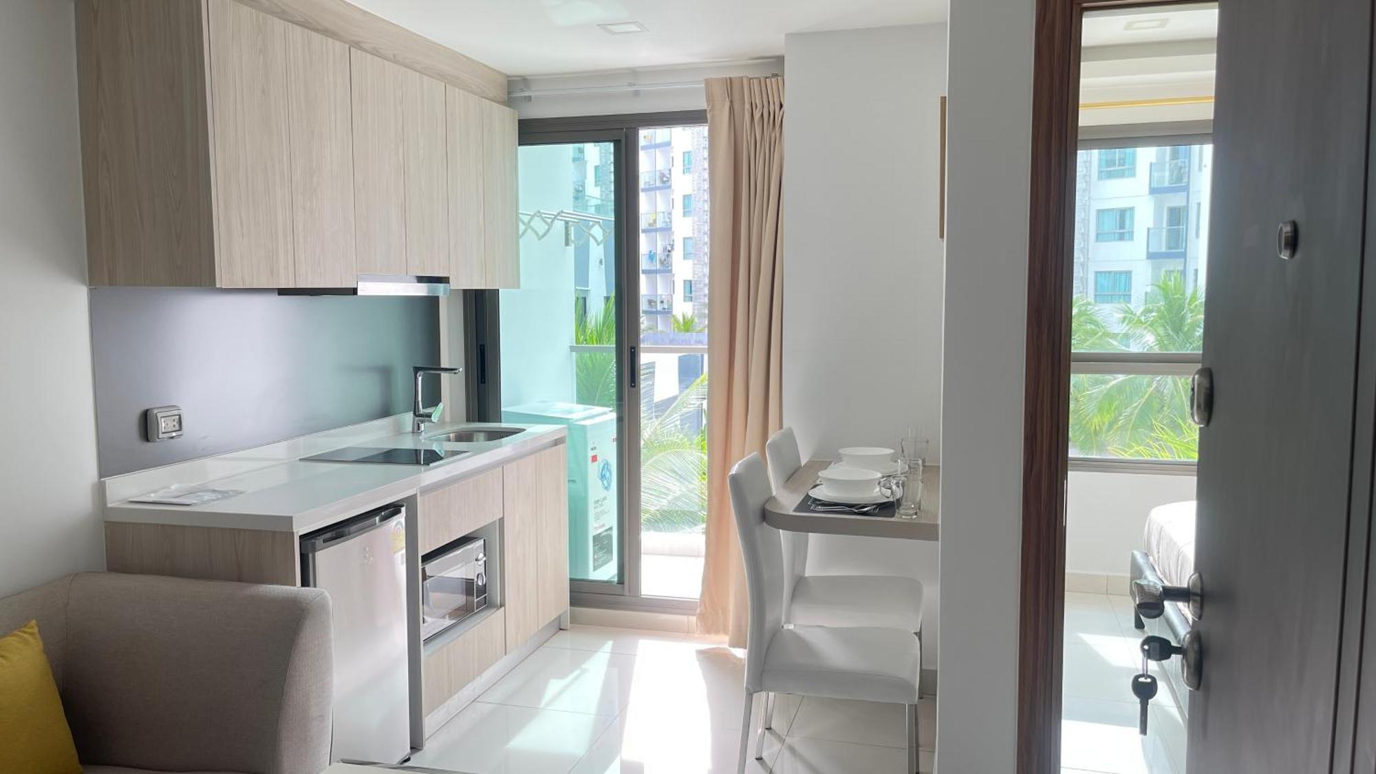 Arcadia Beach Condominium * Pattaya