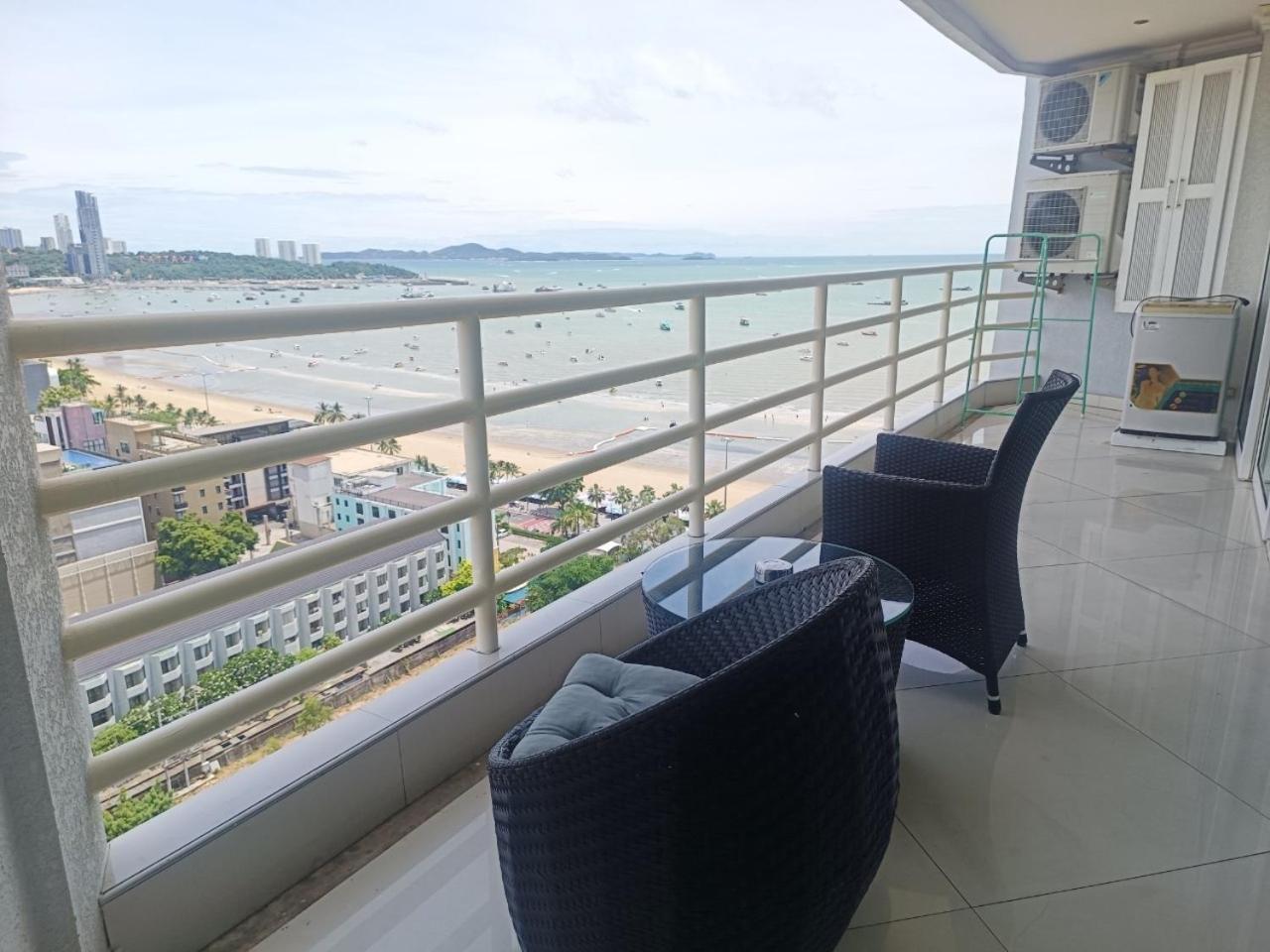 View Talay 6 By Honey Apartamento *