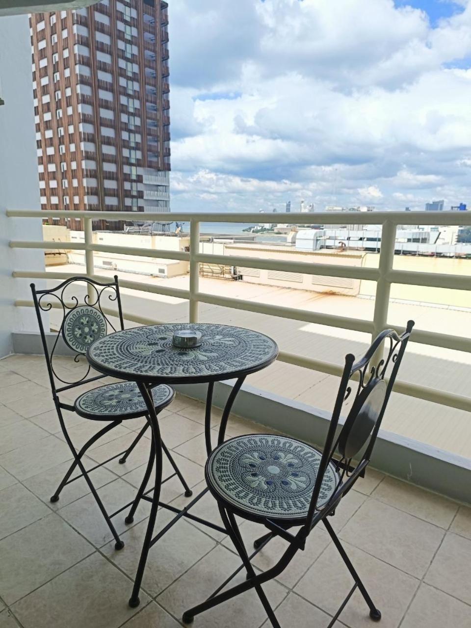 View Talay 6 By Honey Apartamento *