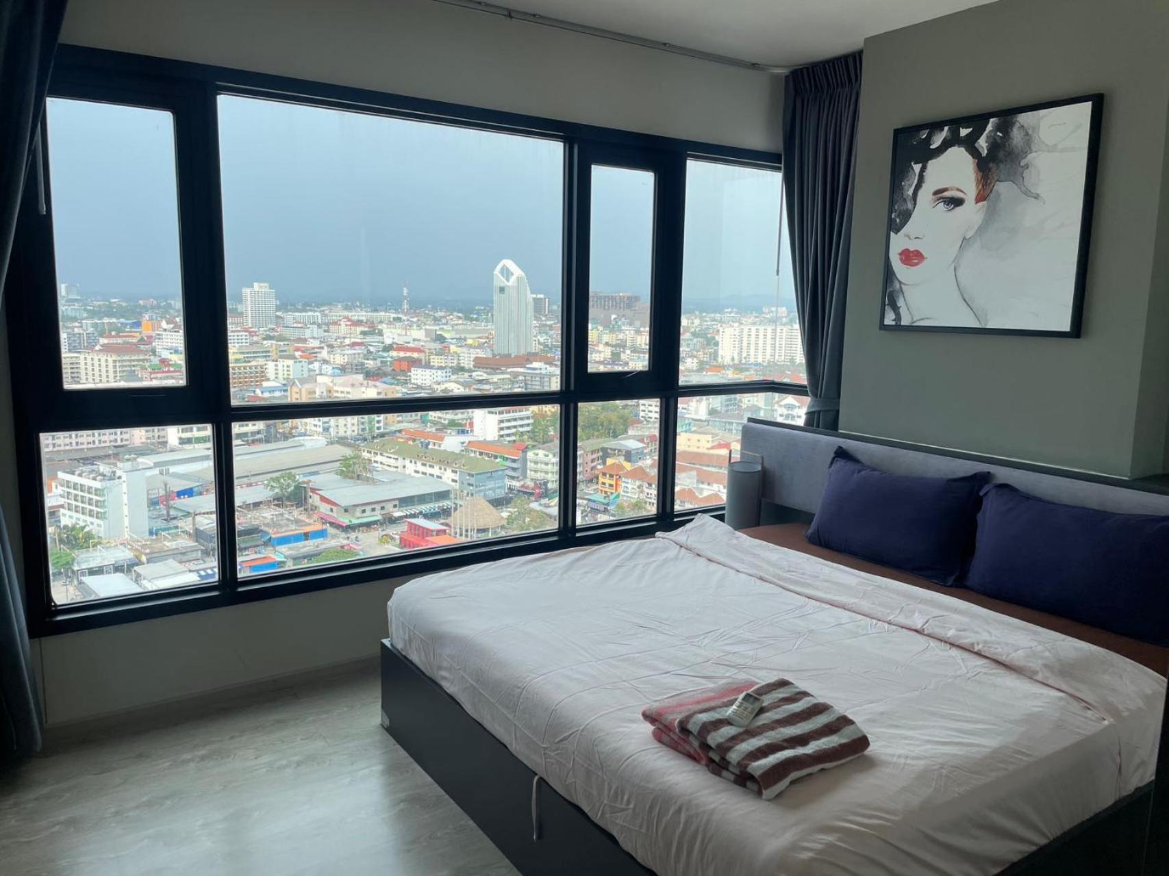 The Base Super Apartment Pattaya