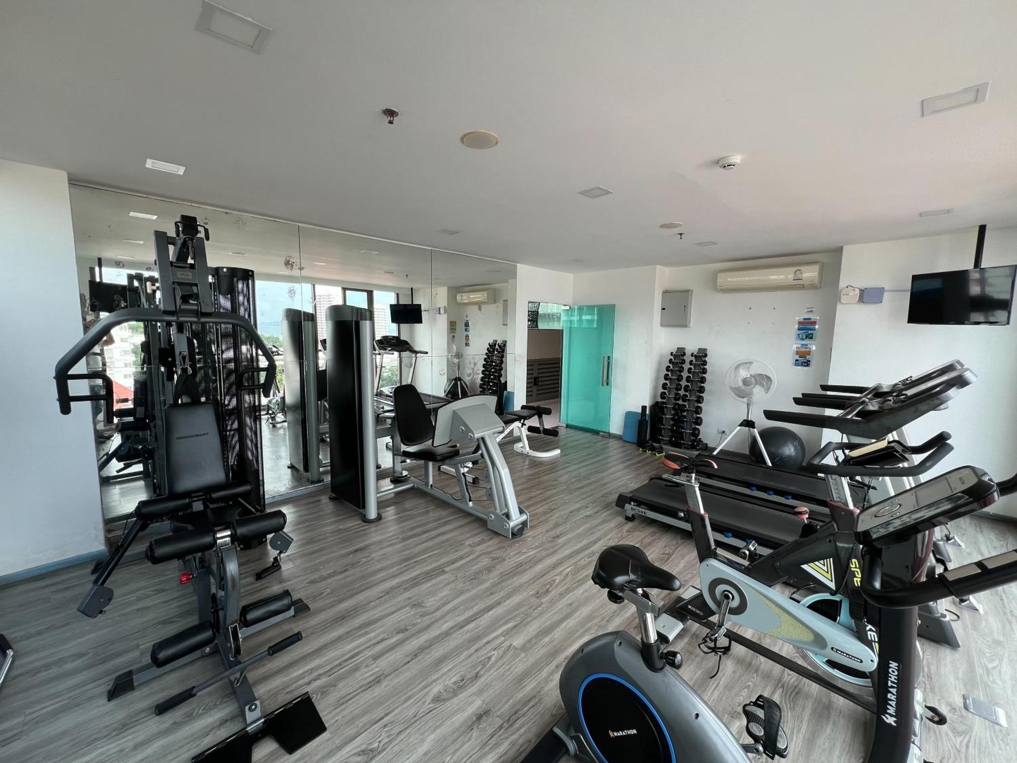Apartment Pattaya, 1 Bed , Cozy , Near , Fast Wifi *