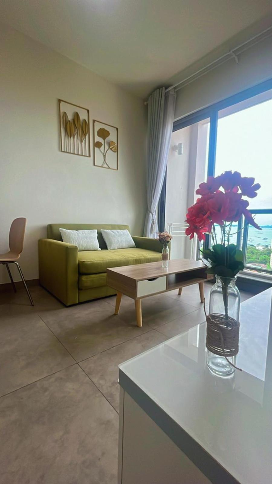 Sea View Spacious Near Walking Street Apartment Pattaya