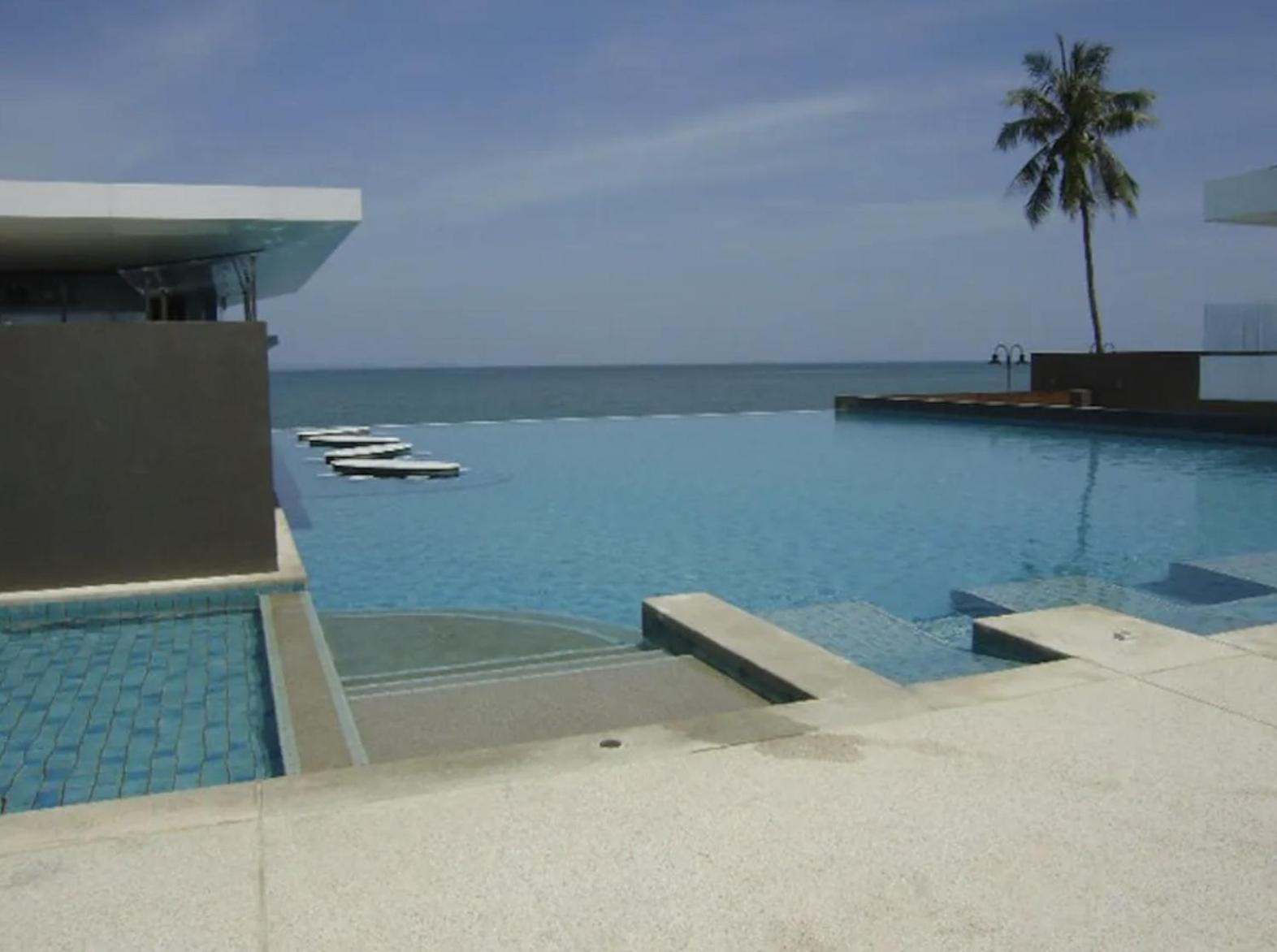 Ananya Beachfront Wongamat Paradise