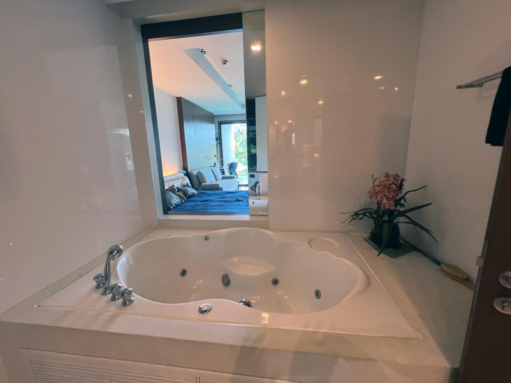 Apartment Ananya Beachfront Wongamat Paradise