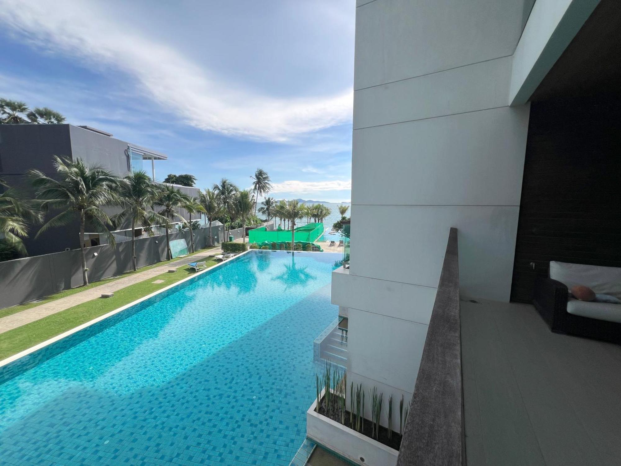 Ananya Beachfront Wongamat Paradise Pattaya