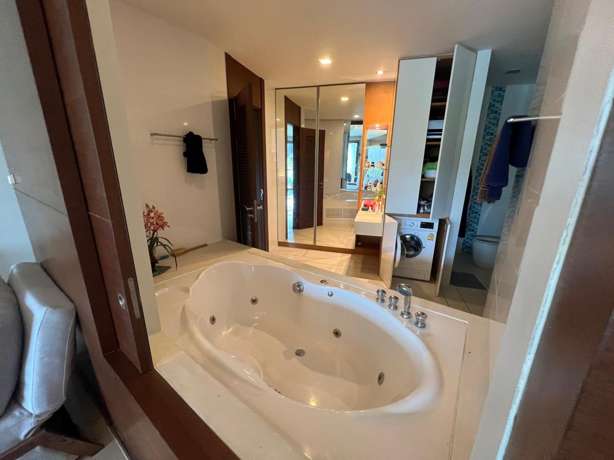 Apartment Ananya Beachfront Wongamat Paradise Pattaya